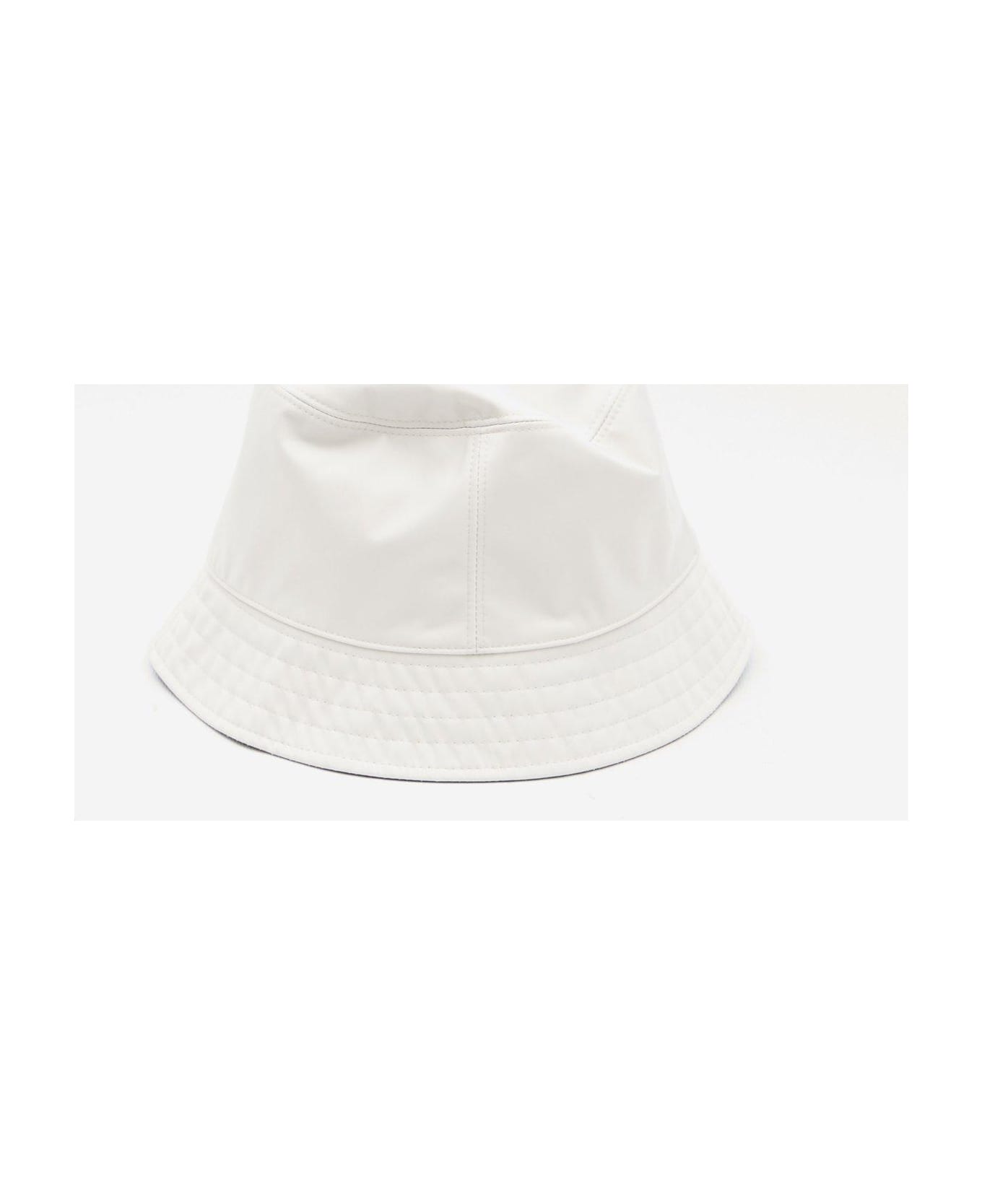 Moncler Logo Patch Reversible Bucket Hat - White 帽子