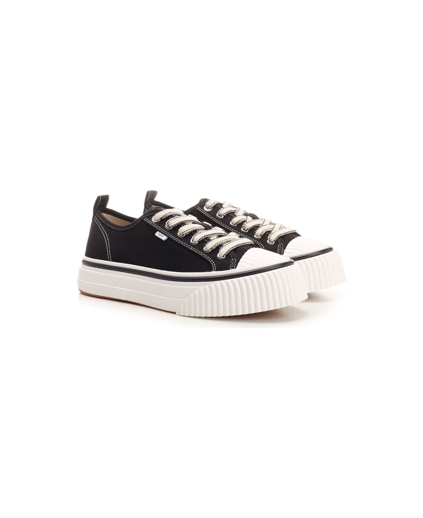 Ami Alexandre Mattiussi Low Top 'ami Sn1980' Sneakers - Black