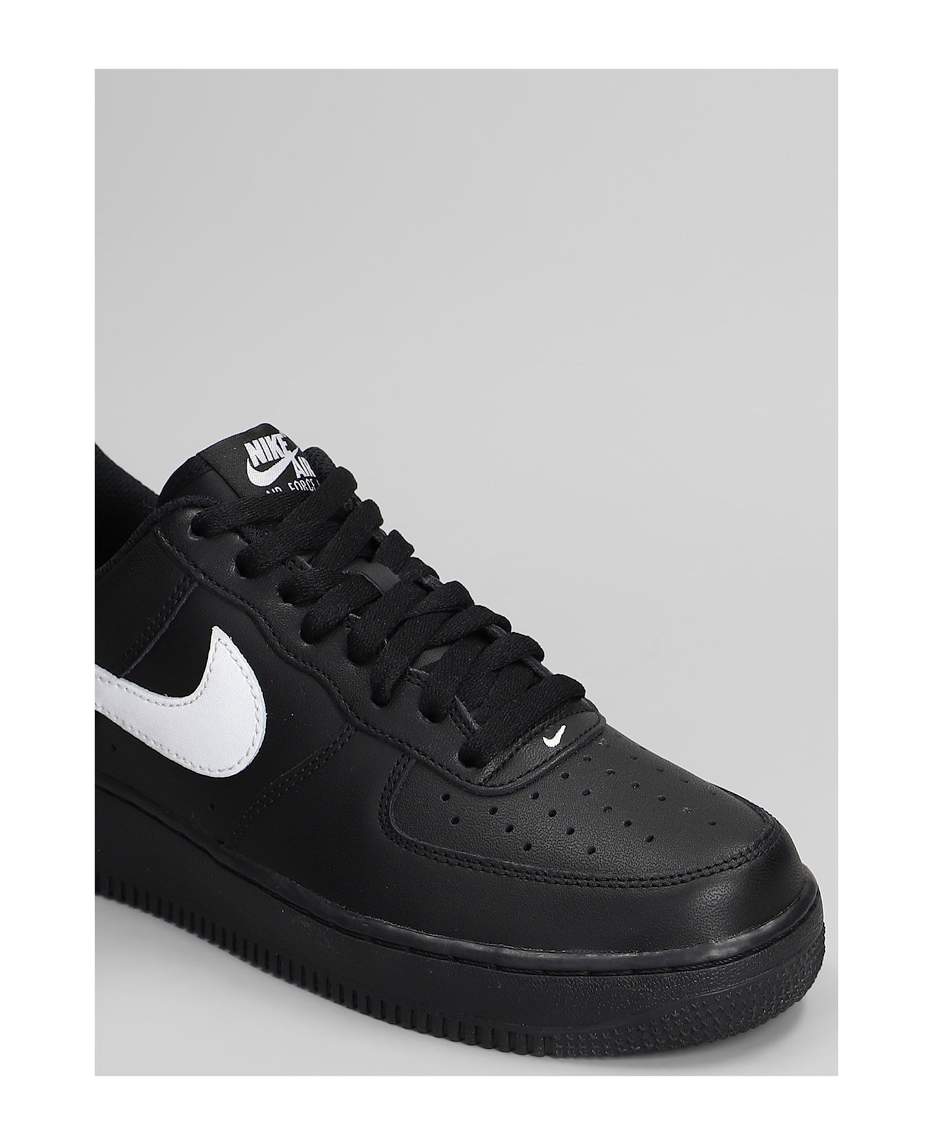 Nike Air Force 1 07 Sneakers In Black Leather - black