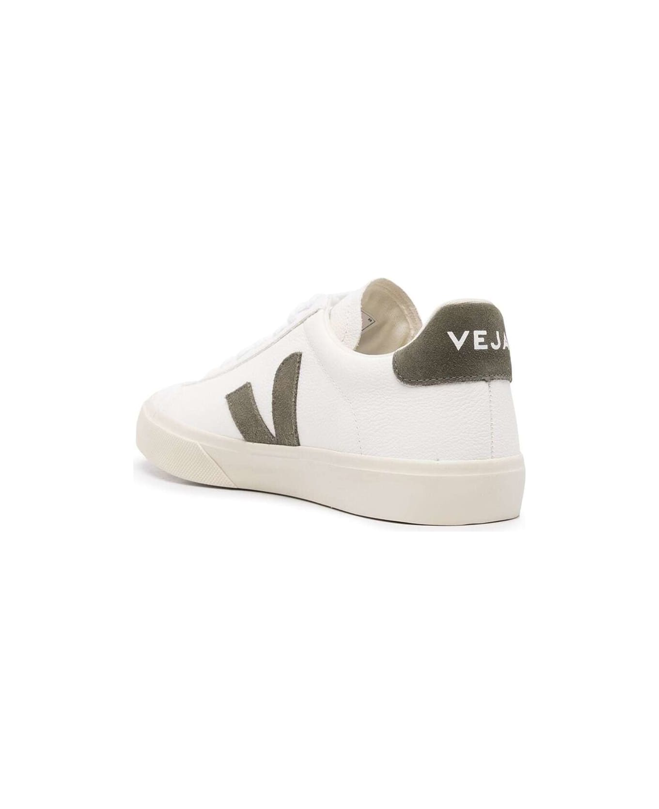 Veja White Low-top Sneakers With Logo Patch In Leather Man -  Bianco