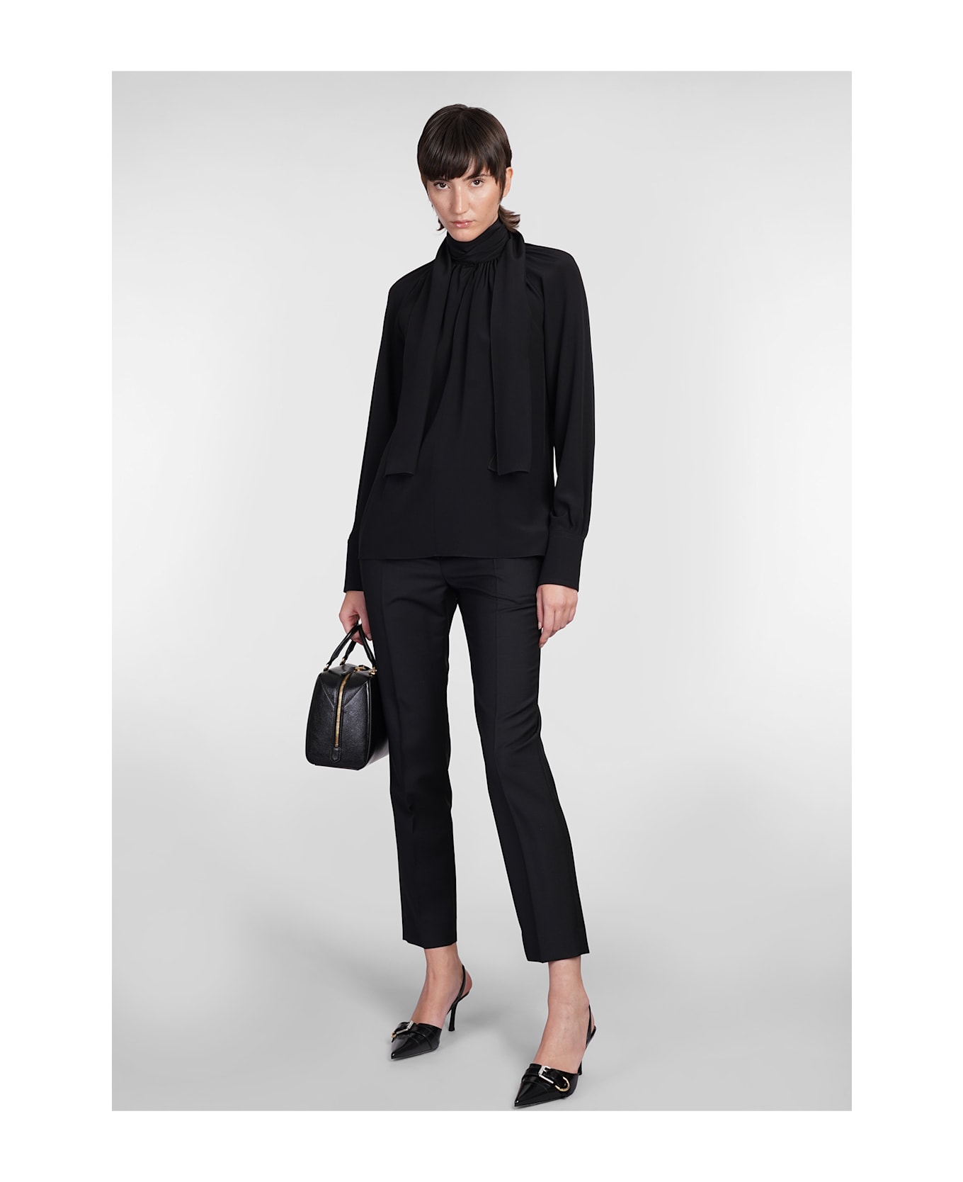 Givenchy Pants In Black Wool - black