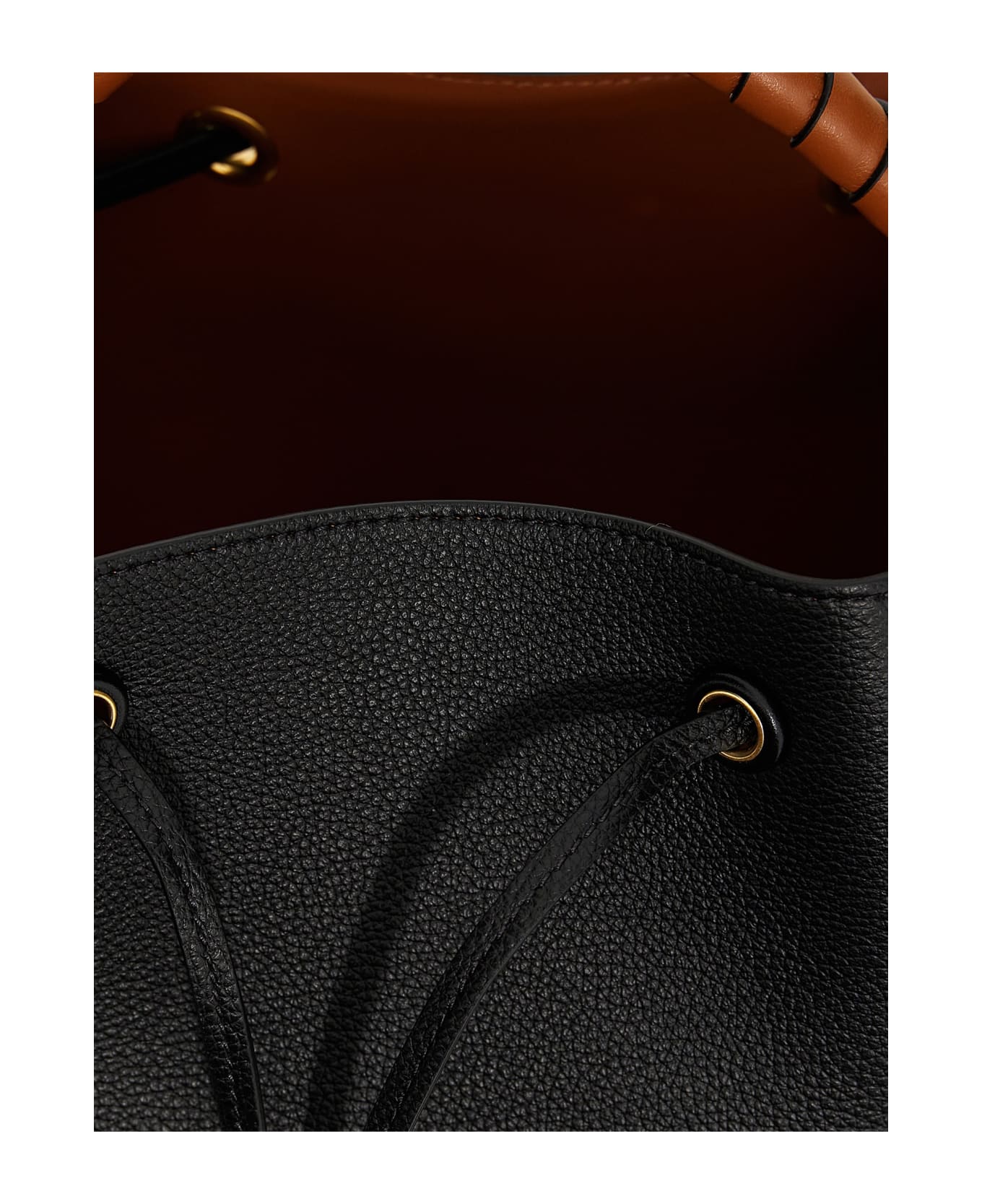 Chloé Leather Bucket Bag - Black  