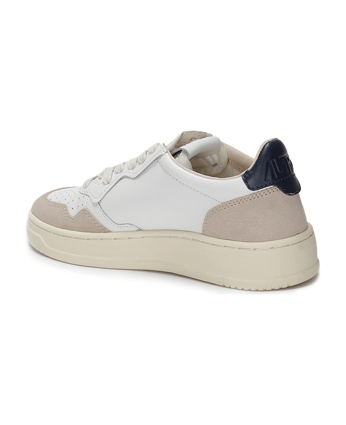 Autry Medalist Low Wom - WHTBLUE