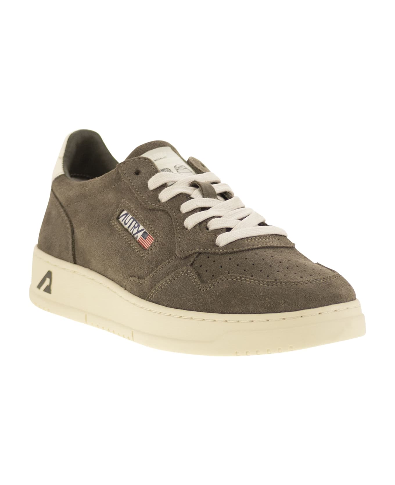 Autry 'medalist Low' Sneakers - Green
