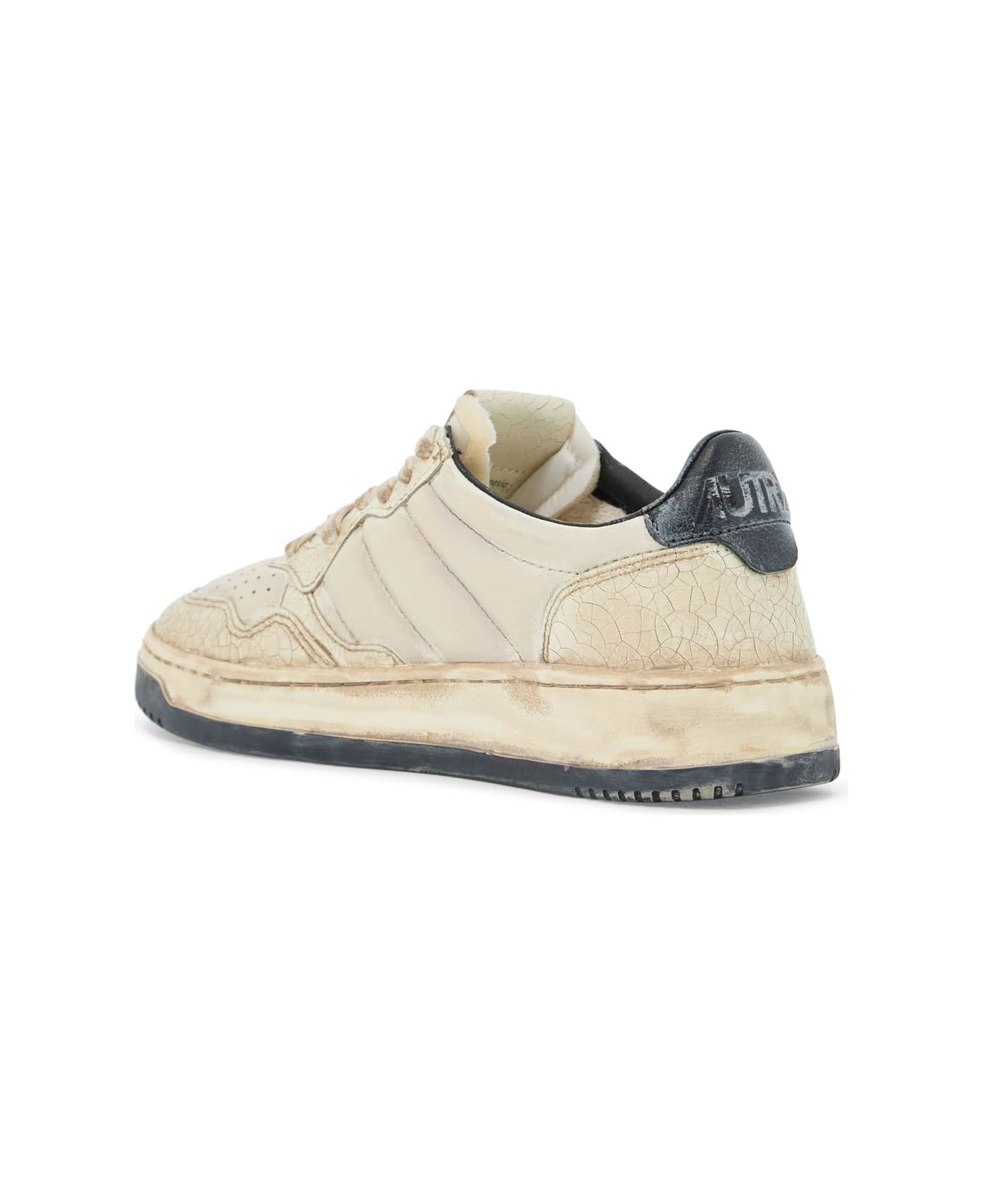 Autry Medalist Leather Low-top Sneakers - White