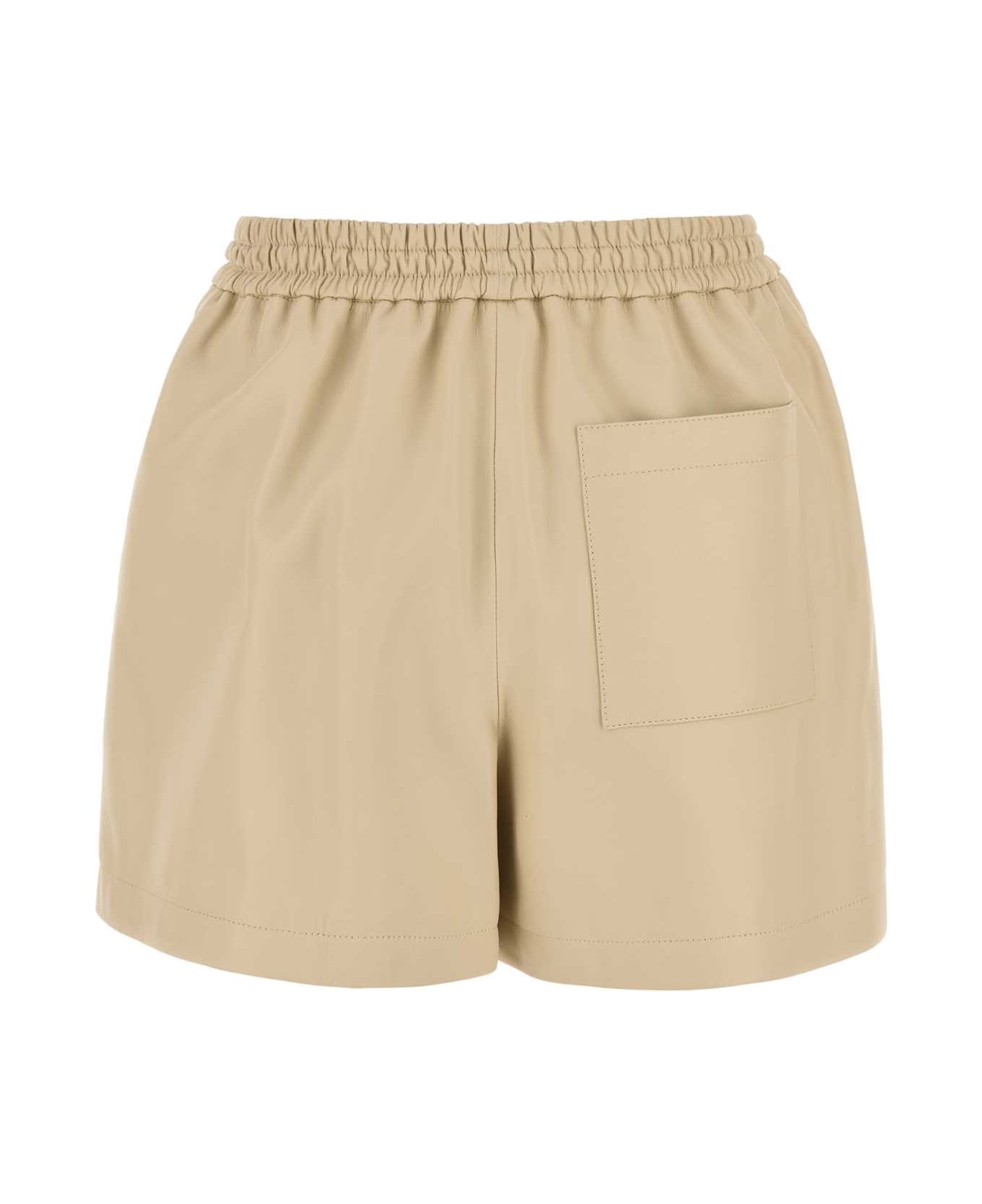 Loewe Sand Leather Shorts - VANILLA ショートパンツ