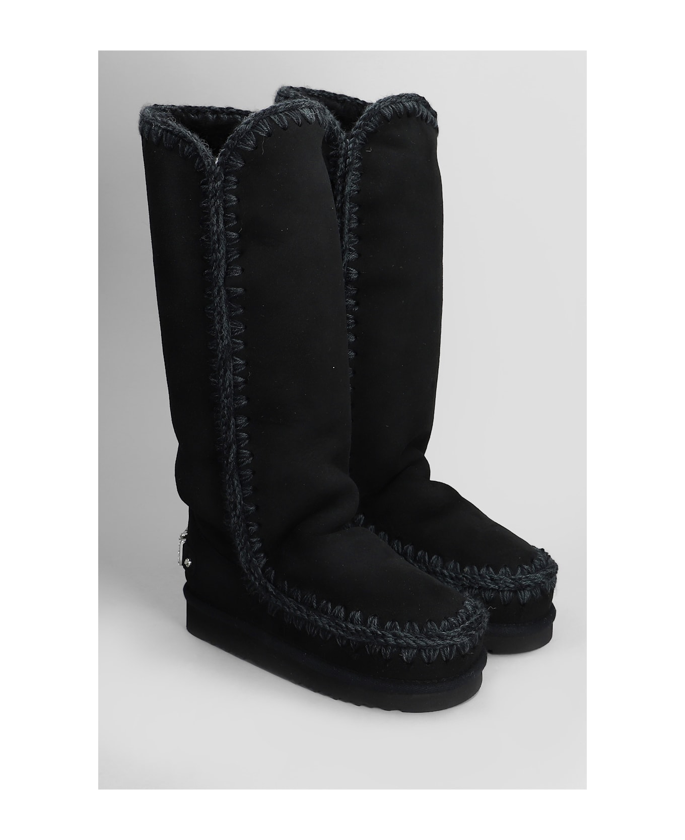 Mou Eskimo 40 Low Heels Boots In Black Suede - black