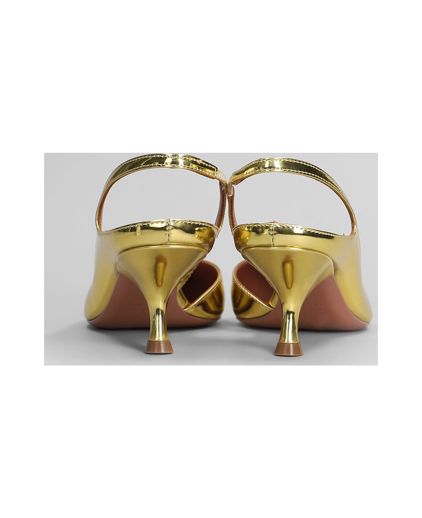 Aldo Castagna Mikaela Pumps In Gold Leather - gold