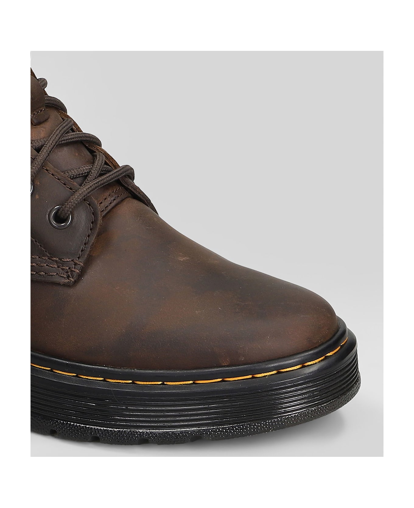 Dr. Martens Brookline Chukka Combat Boots In Brown Leather - brown