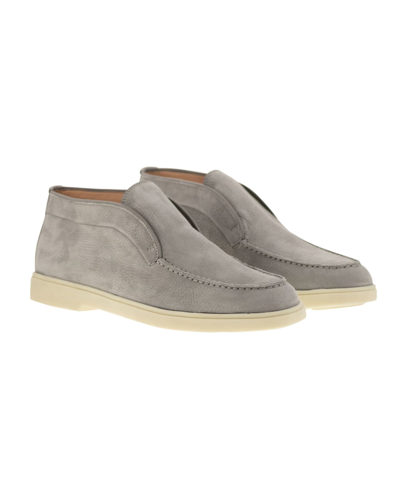 Santoni Desert Boot In Nubuck - Light Grey