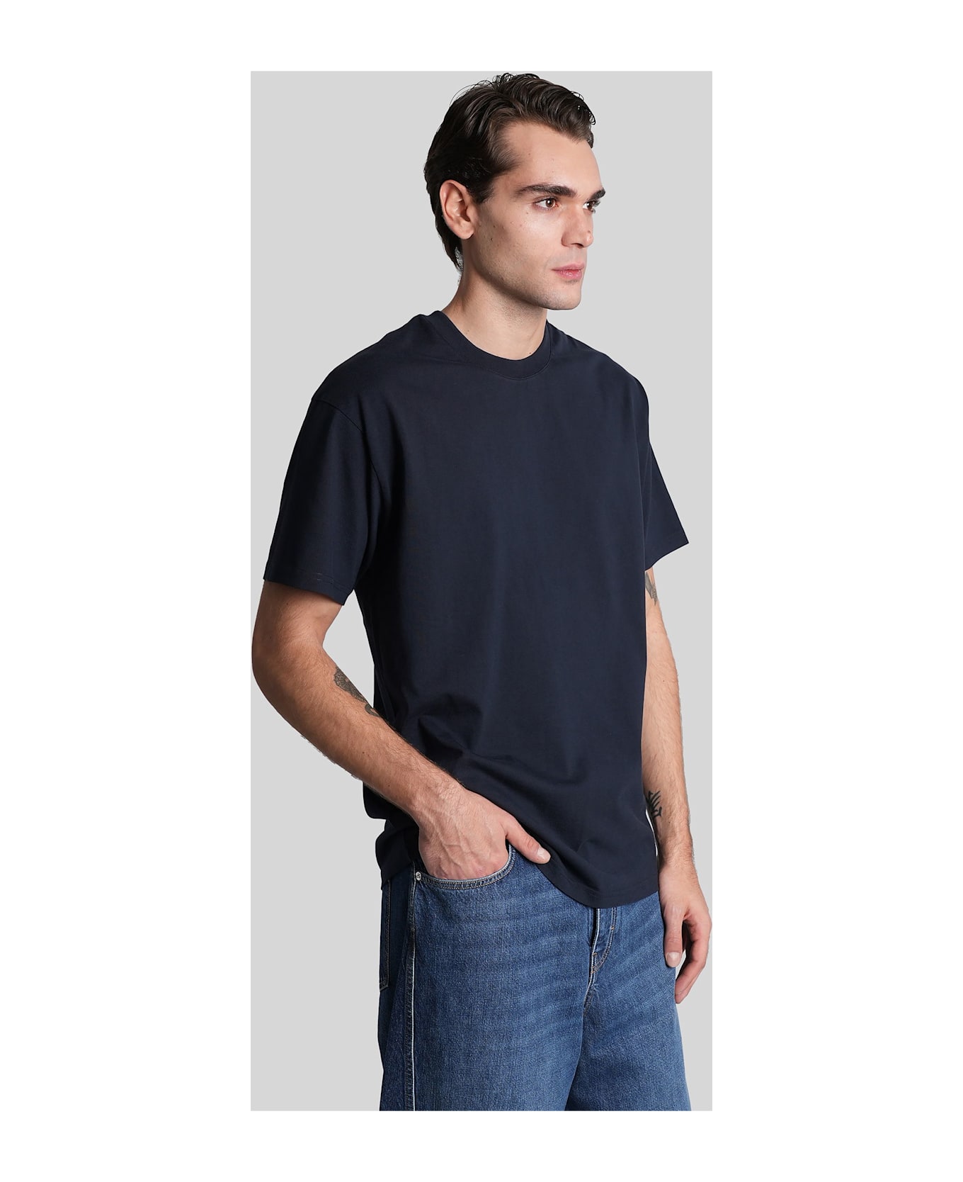 Givenchy T-shirt In Blue Cotton - blue