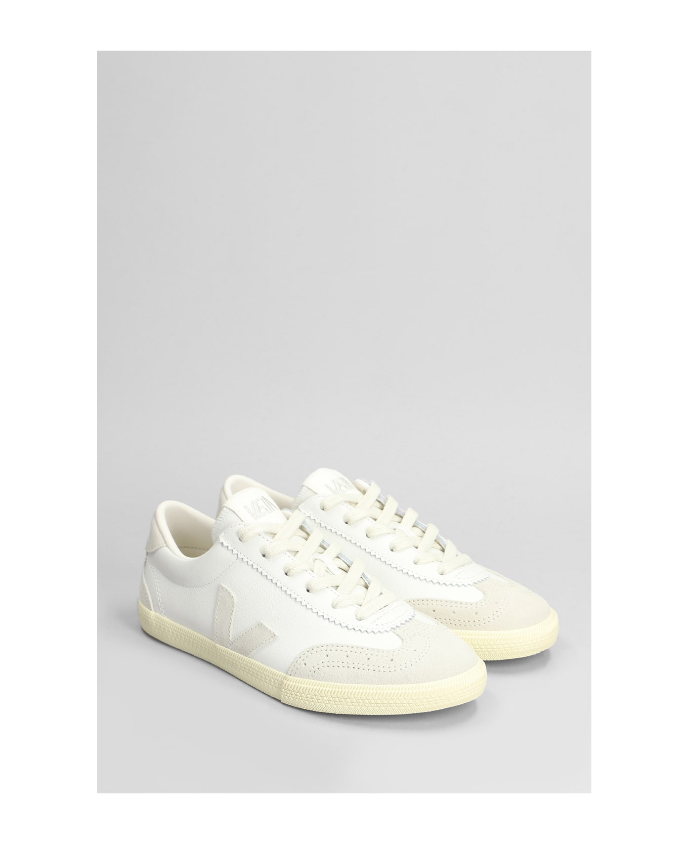 Veja Volley Sneakers In White Suede And Leather - WHITE