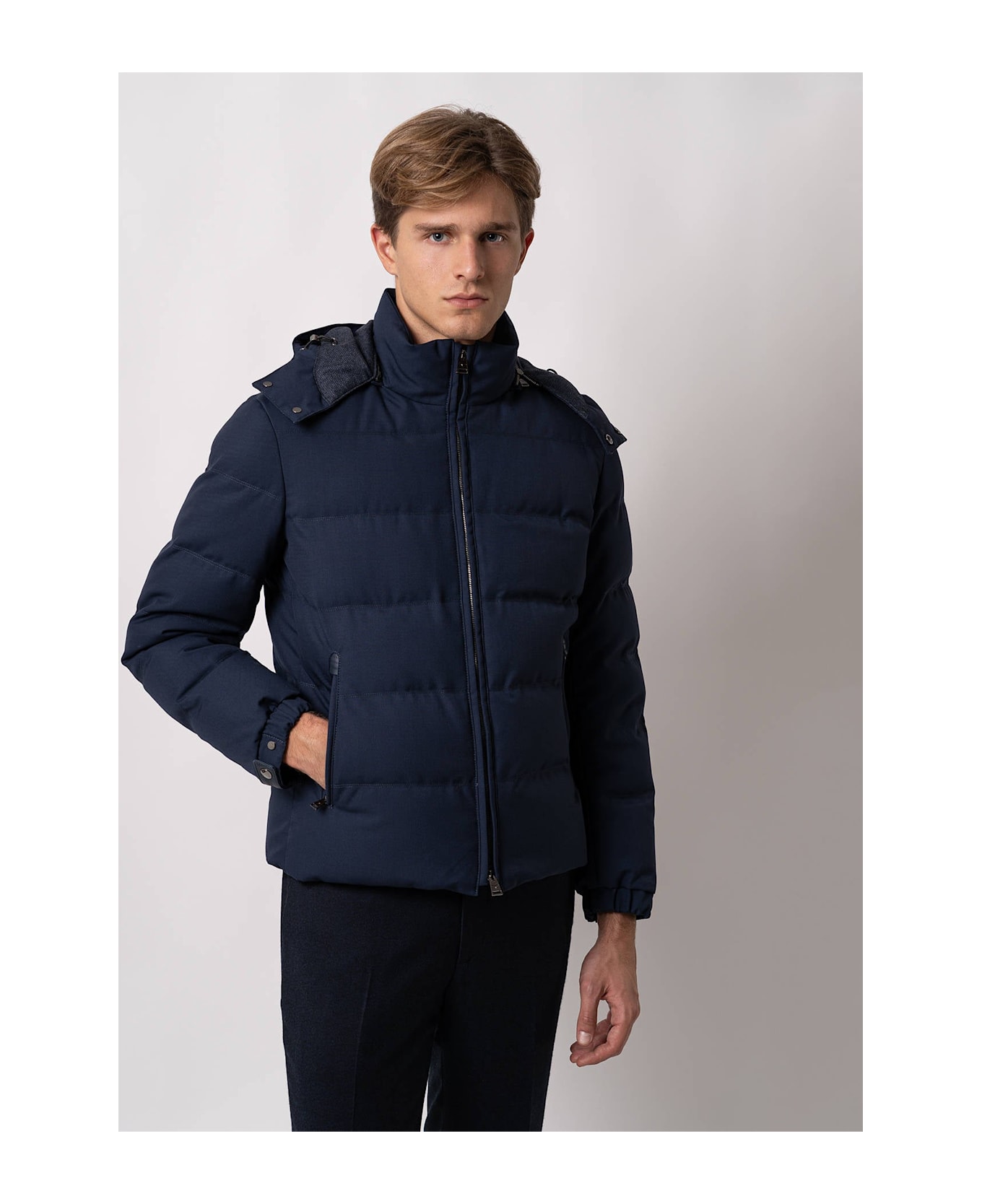 Larusmiani Wool Quilted Down Jacket Everest Down Jacket - Blue