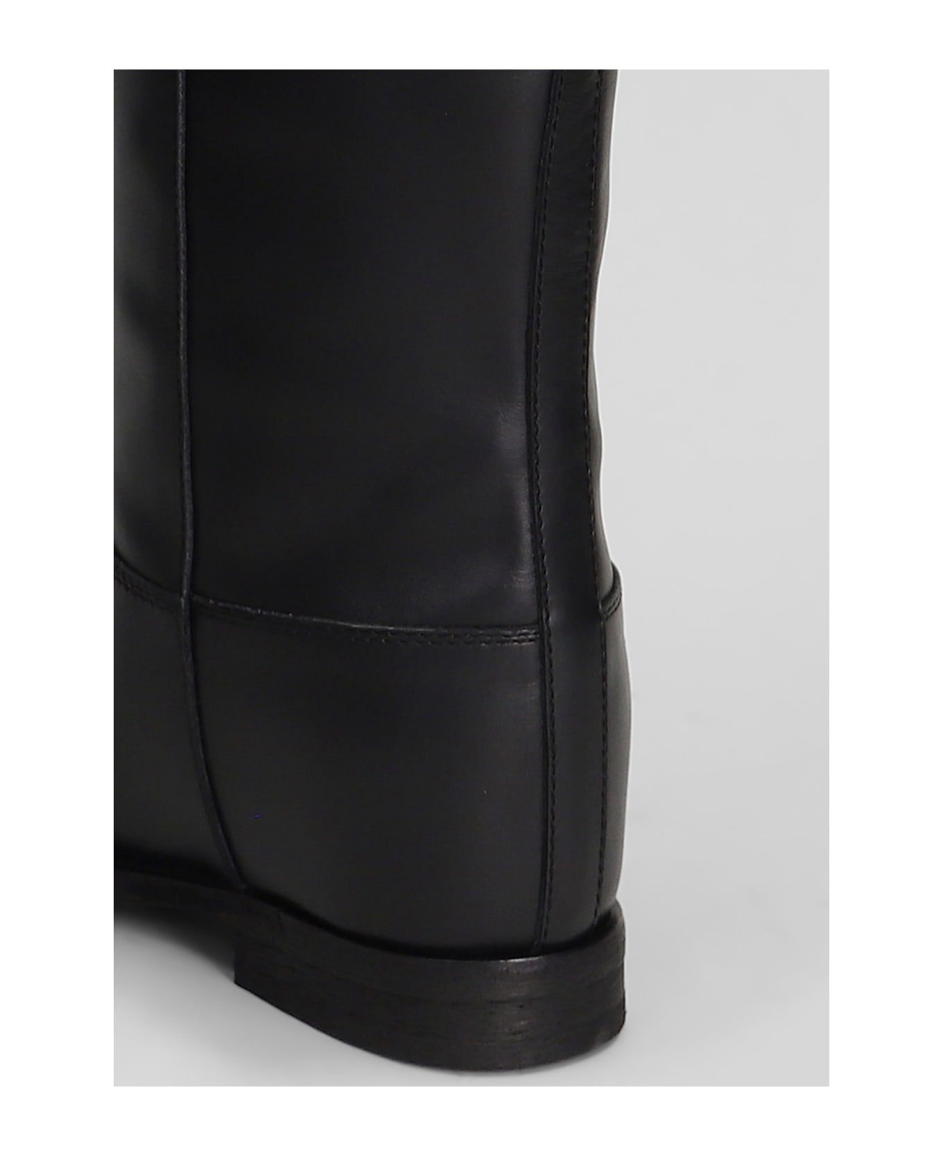 Via Roma 15 In Black Leather - black