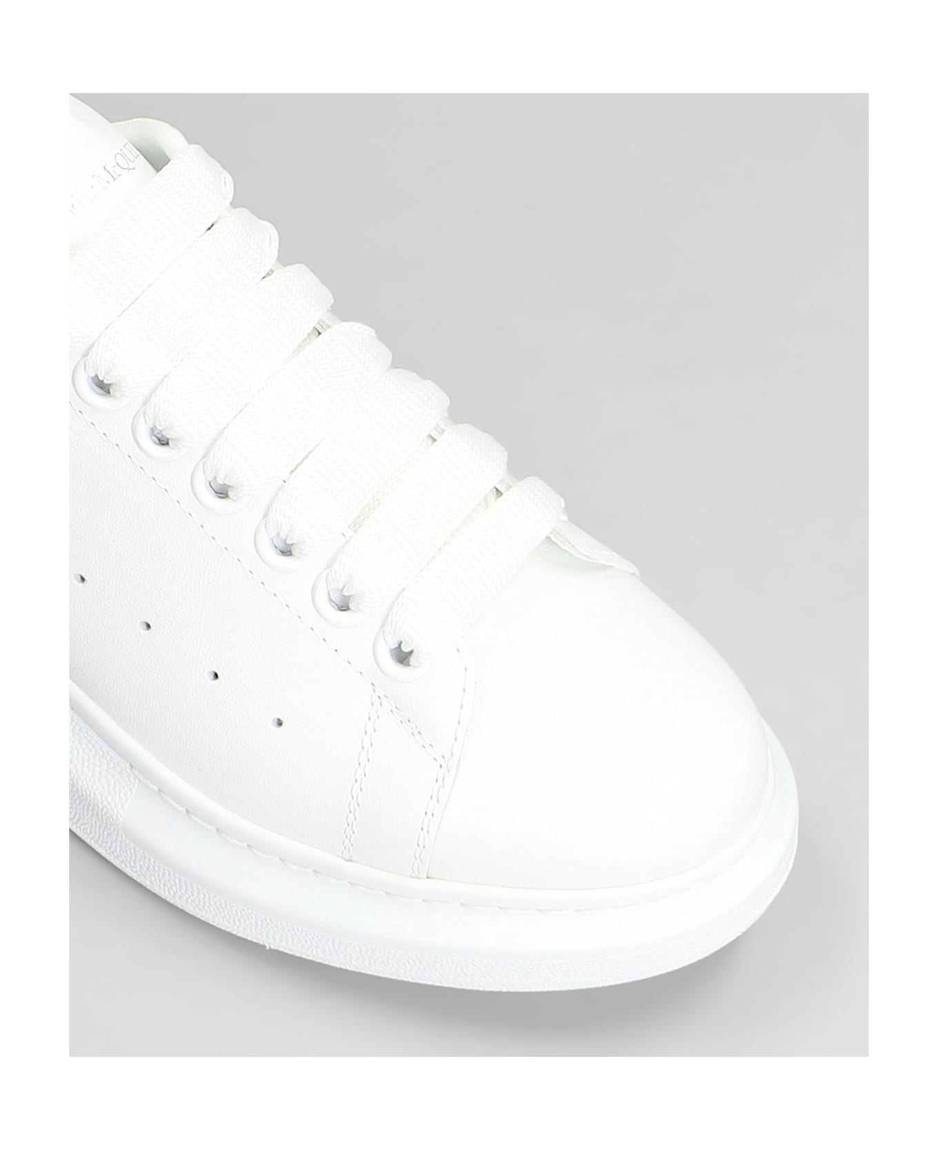 Alexander McQueen Oversize Sneak Sneakers In White Leather - white