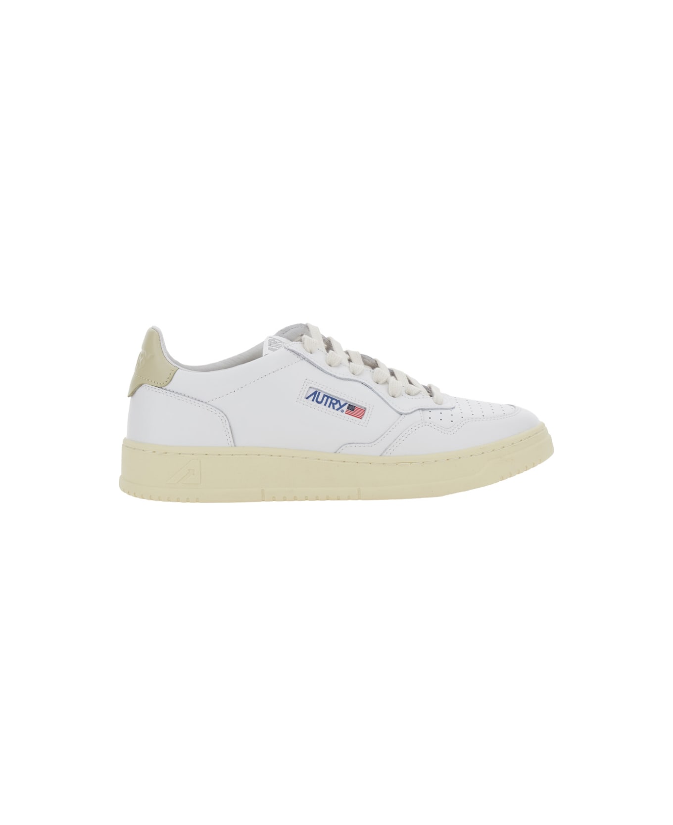 Autry 'medalist' White Low Top Sneakers With Logo Patch On Tongue And Side And Logo Lettering On The Heel In Leather Man - White