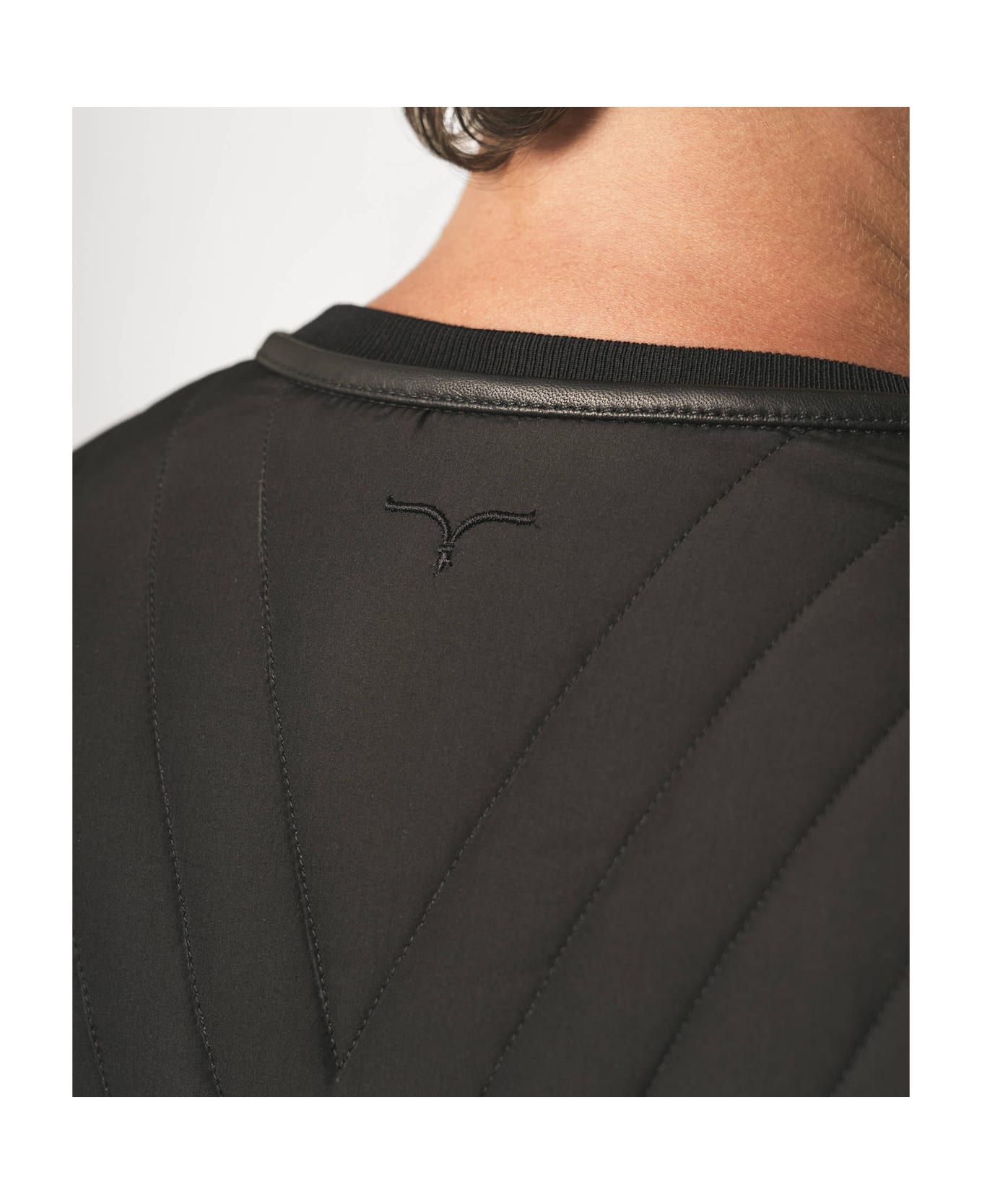 Larusmiani Bristol Gilet Vest - Black