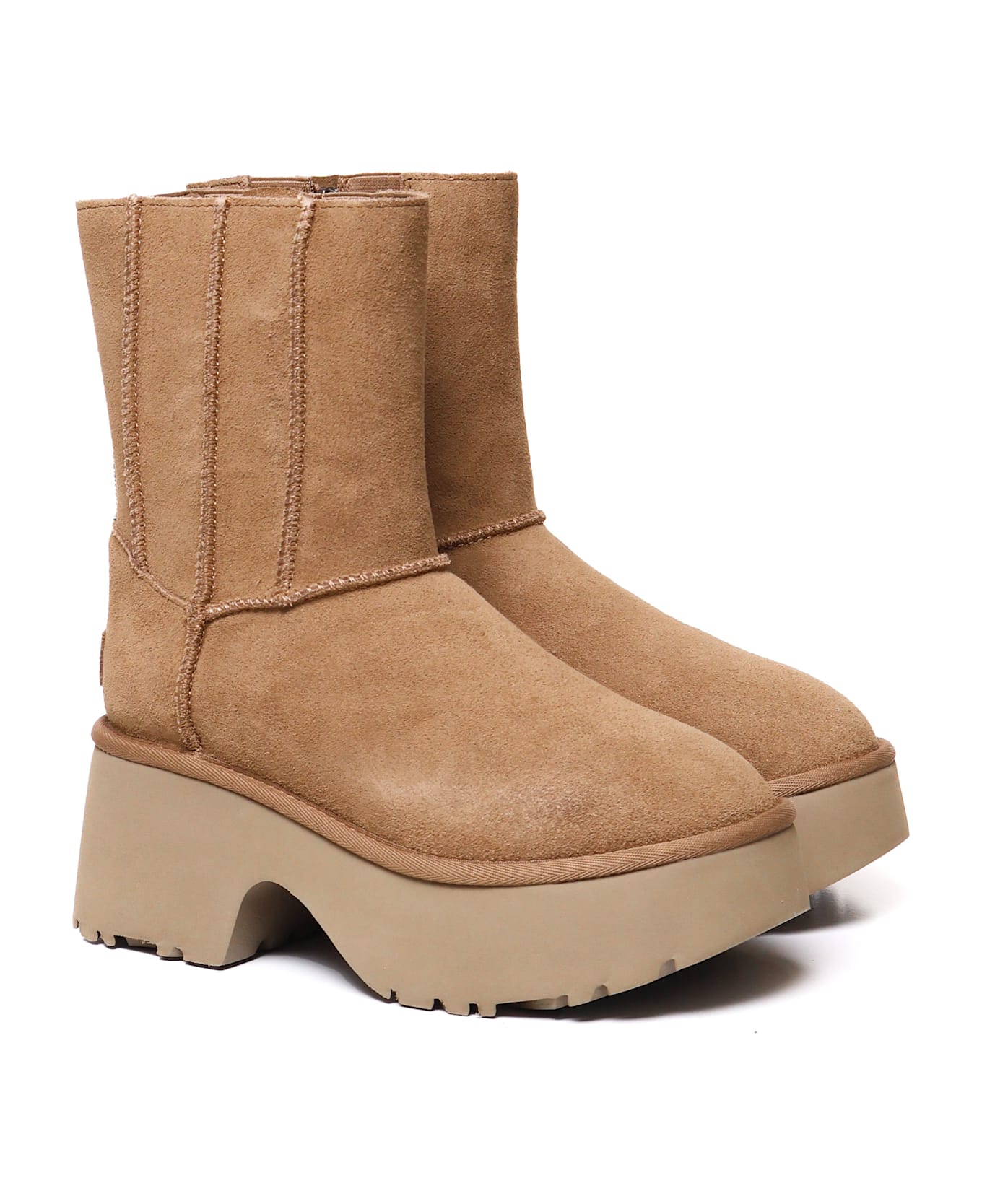 UGG Twin Seam New Heights Boots In Suede - CHESTNUT