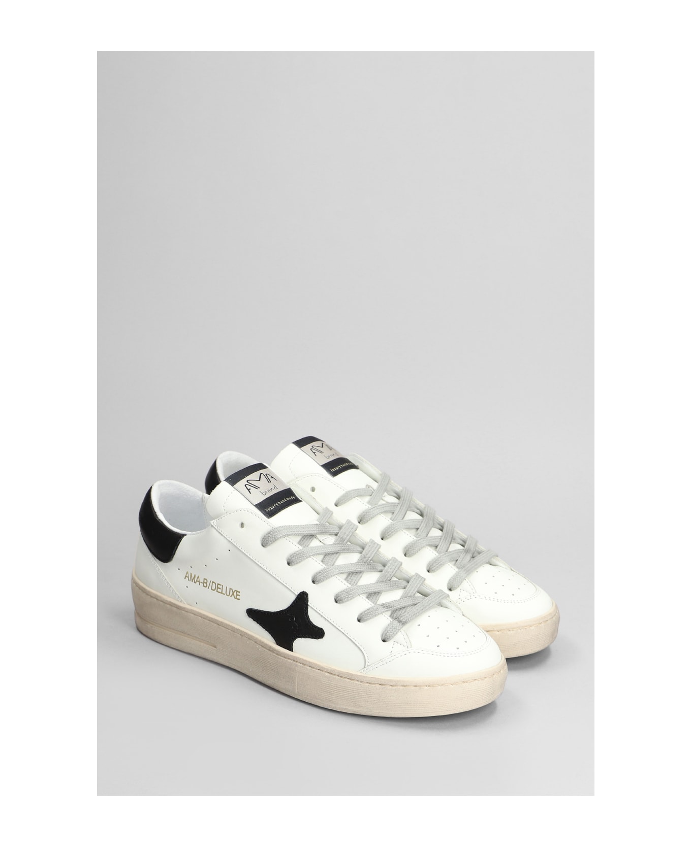 AMA-BRAND Sneakers In White Leather - white