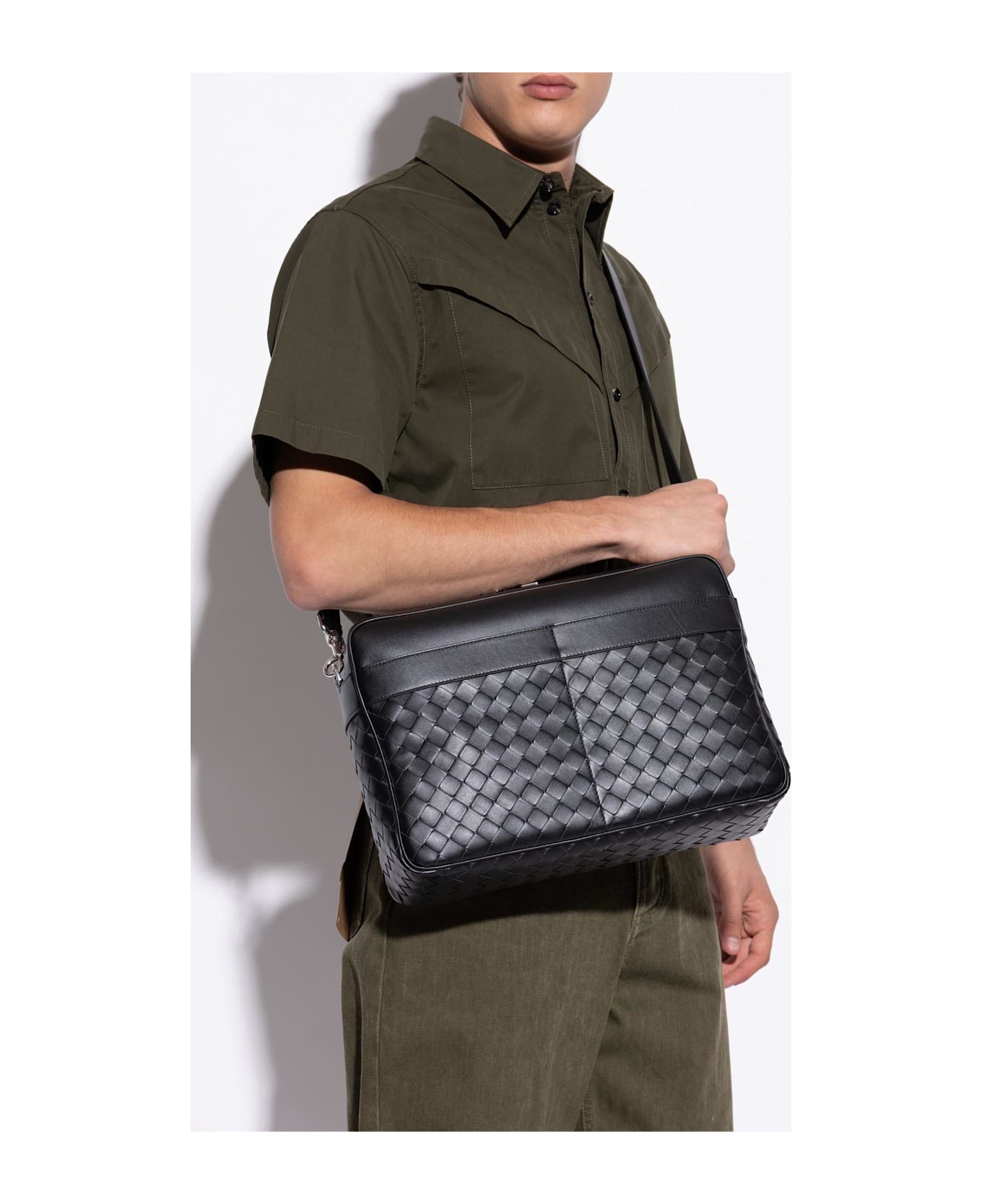 Bottega Veneta Leather Shoulder Bag - Black