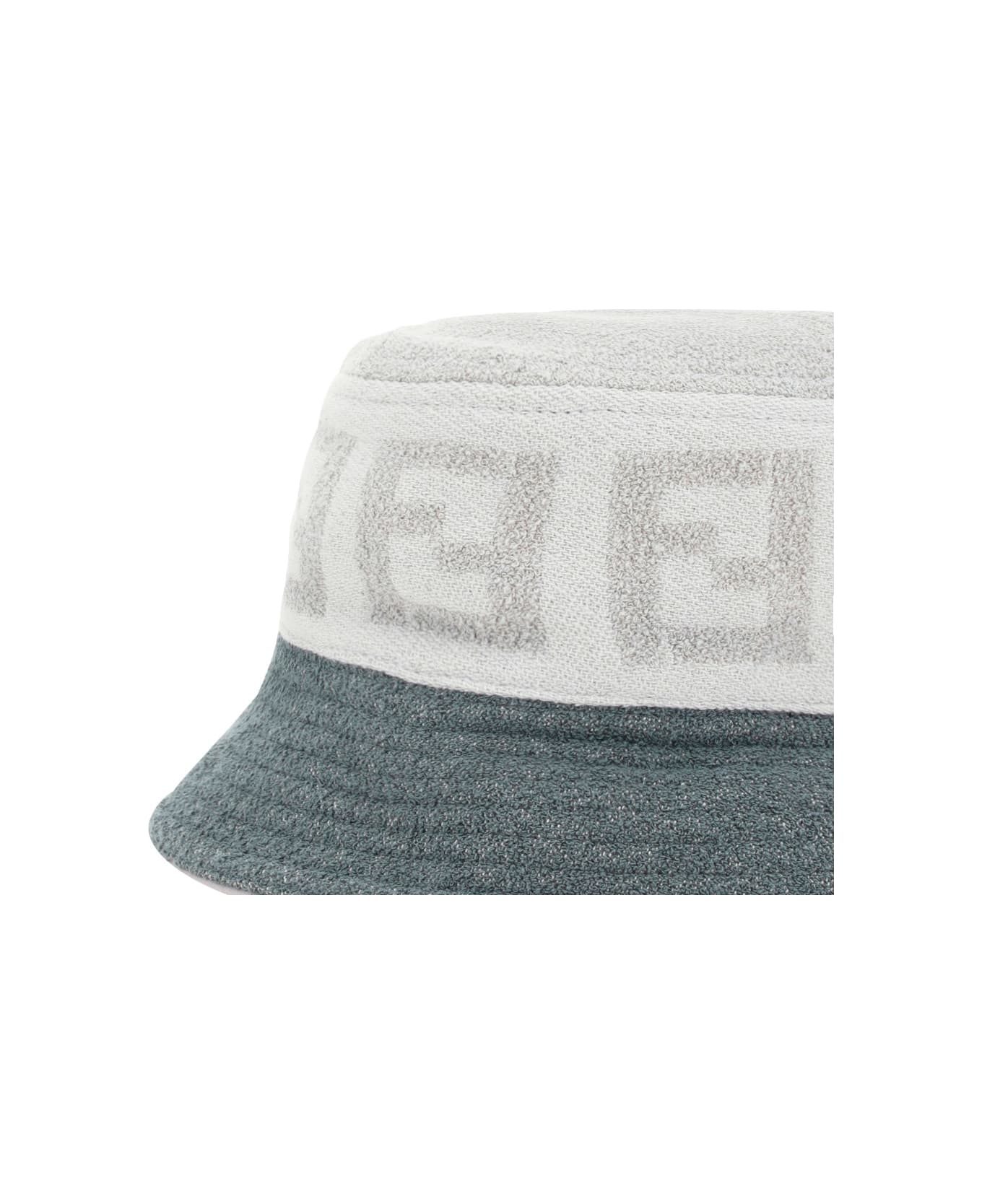 Fendi Bucket Hat - Grigio 帽子