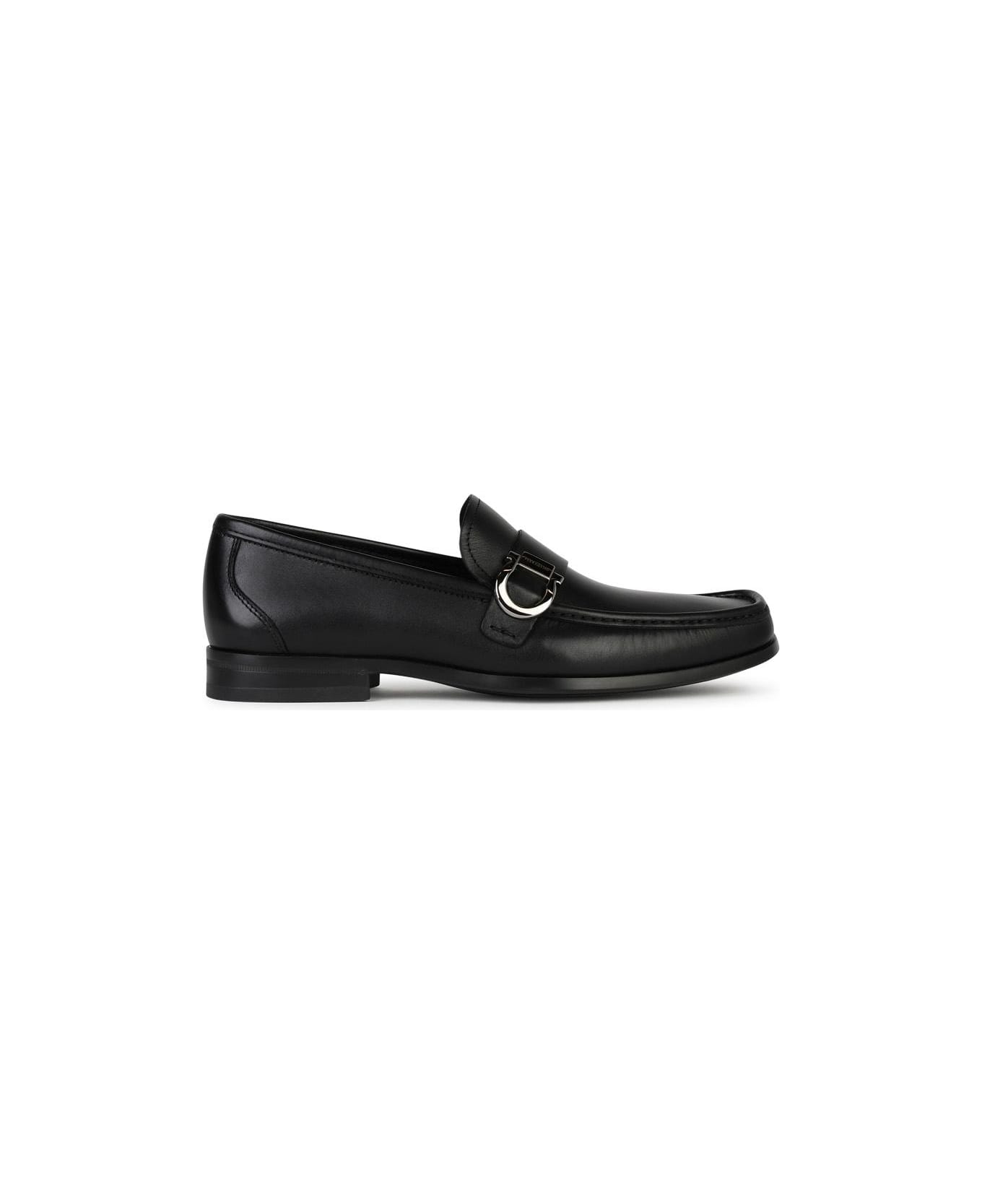 Ferragamo 'caspian' Black Leather Loafers - Black