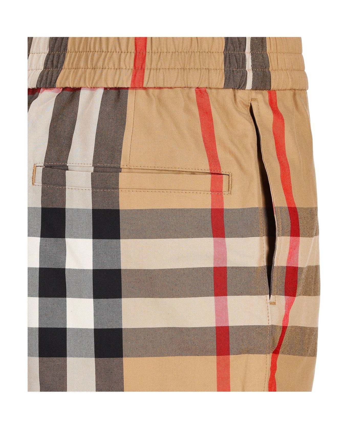Burberry Checked Shorts - Archive beige ip chk ボトムス