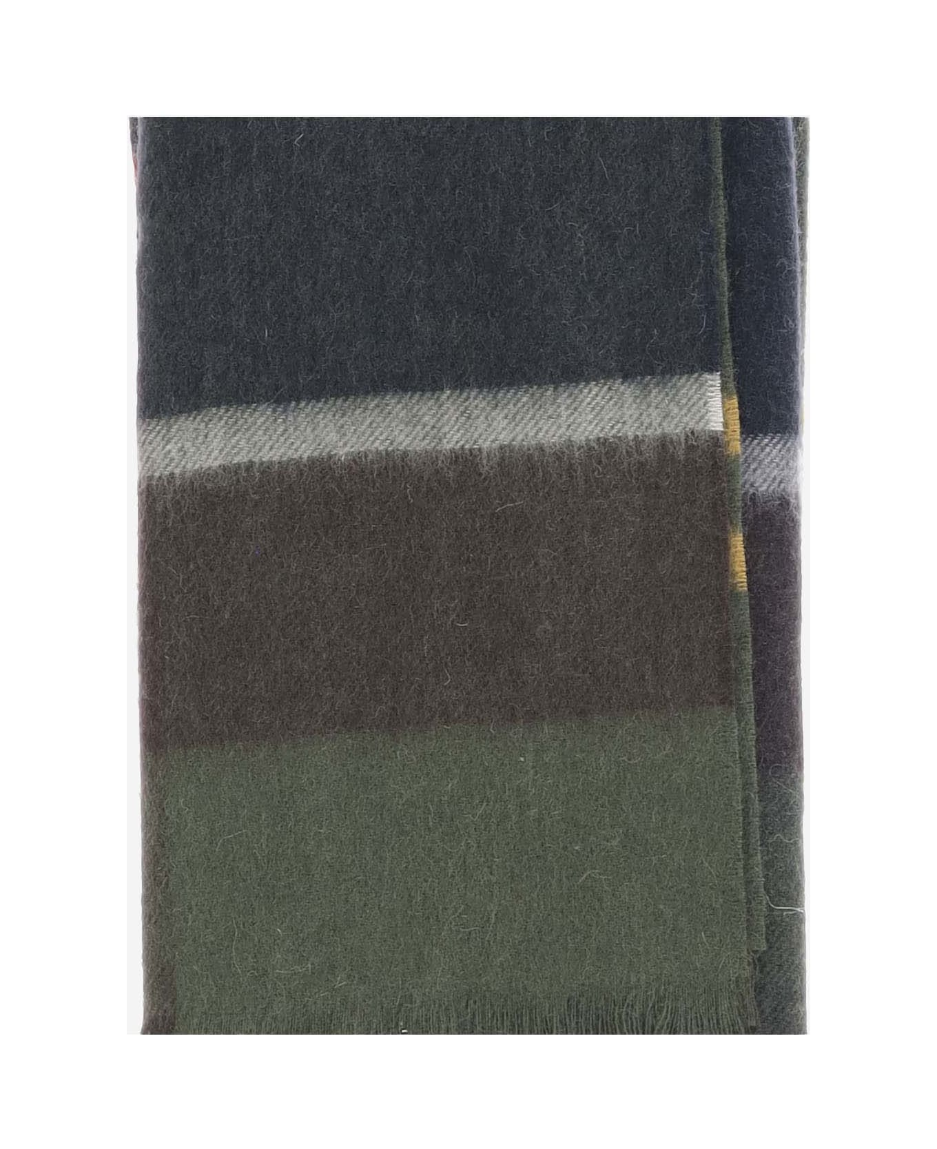 Barbour Wool Scarf With Check Pattern - Classic