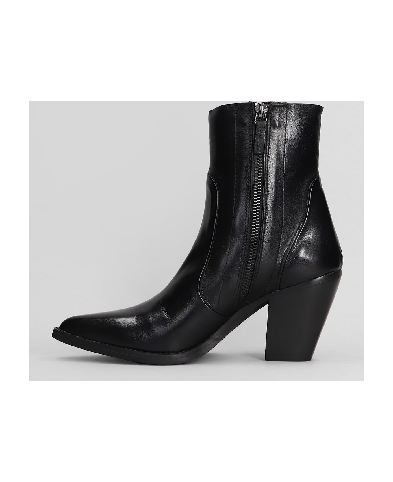 Julie Dee Texan Ankle Boots In Black Leather - black