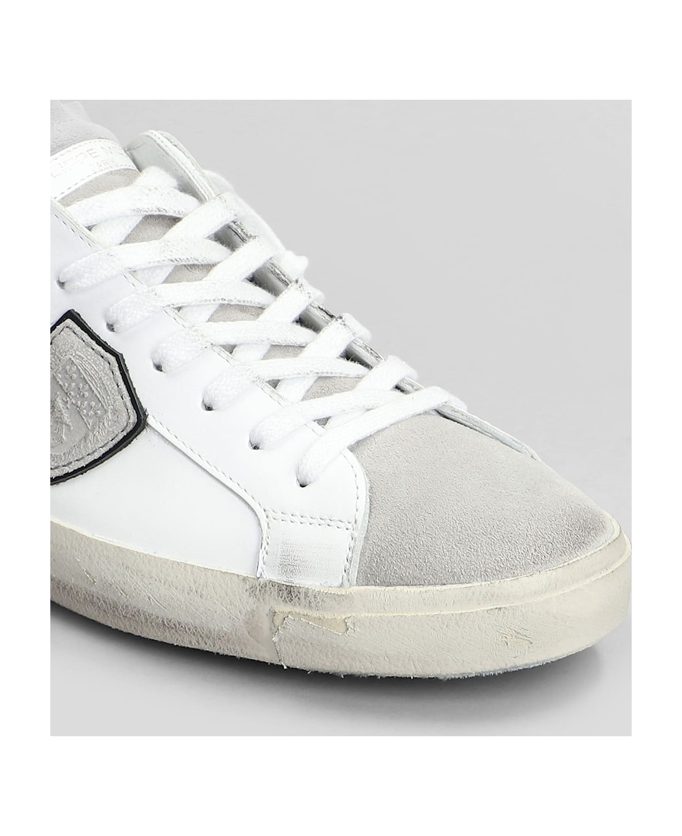 Philippe Model Prsx Low Sneakers In White Suede And Leather - white