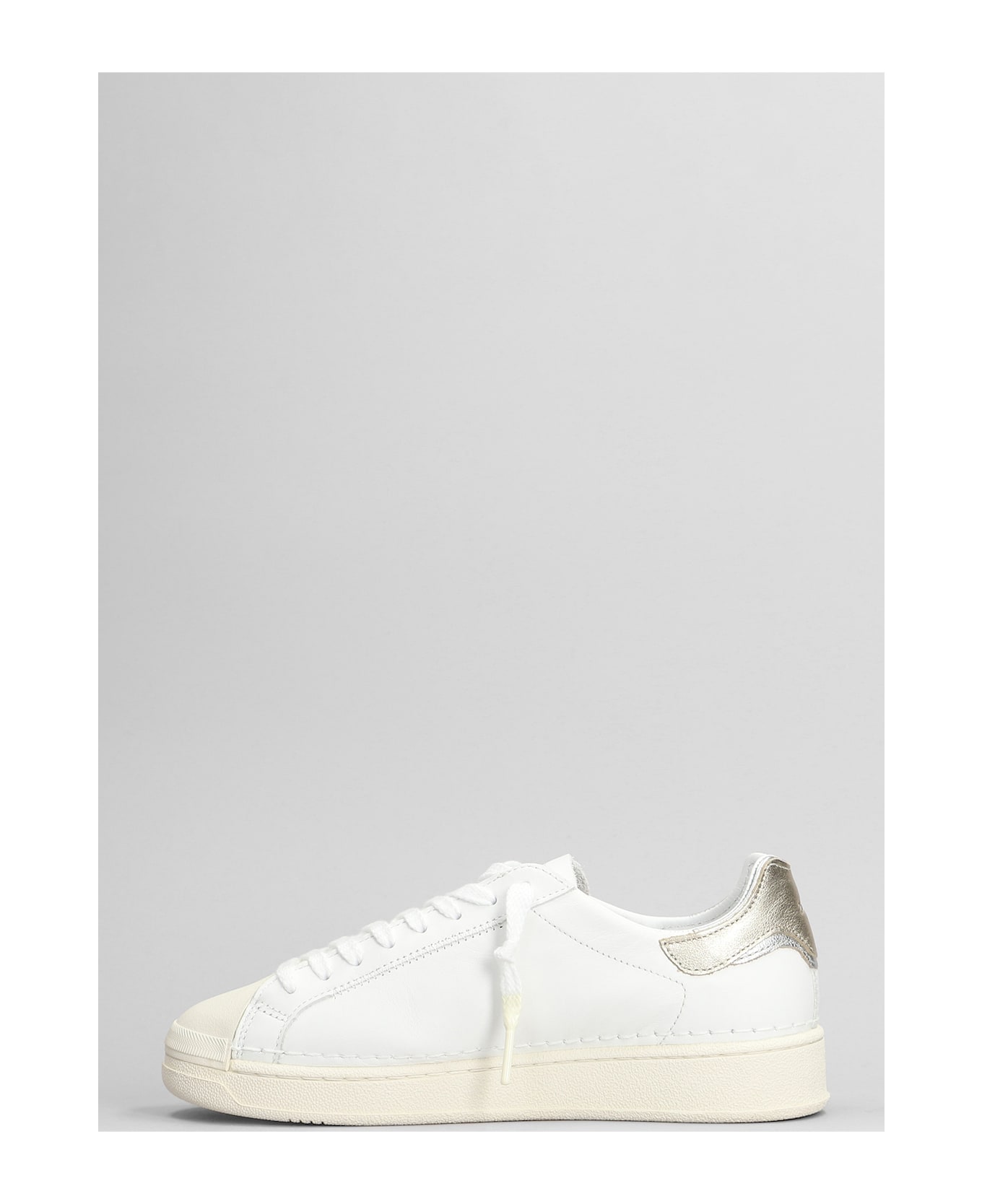 D.A.T.E. Base Sneakers In White Leather - white