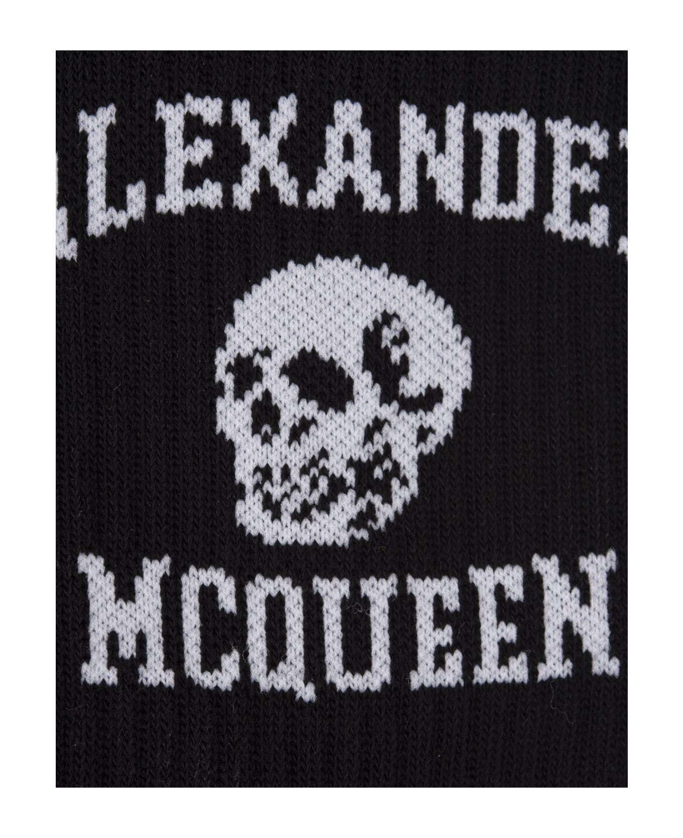 Alexander McQueen Logo Skull Socks In Black - Nero