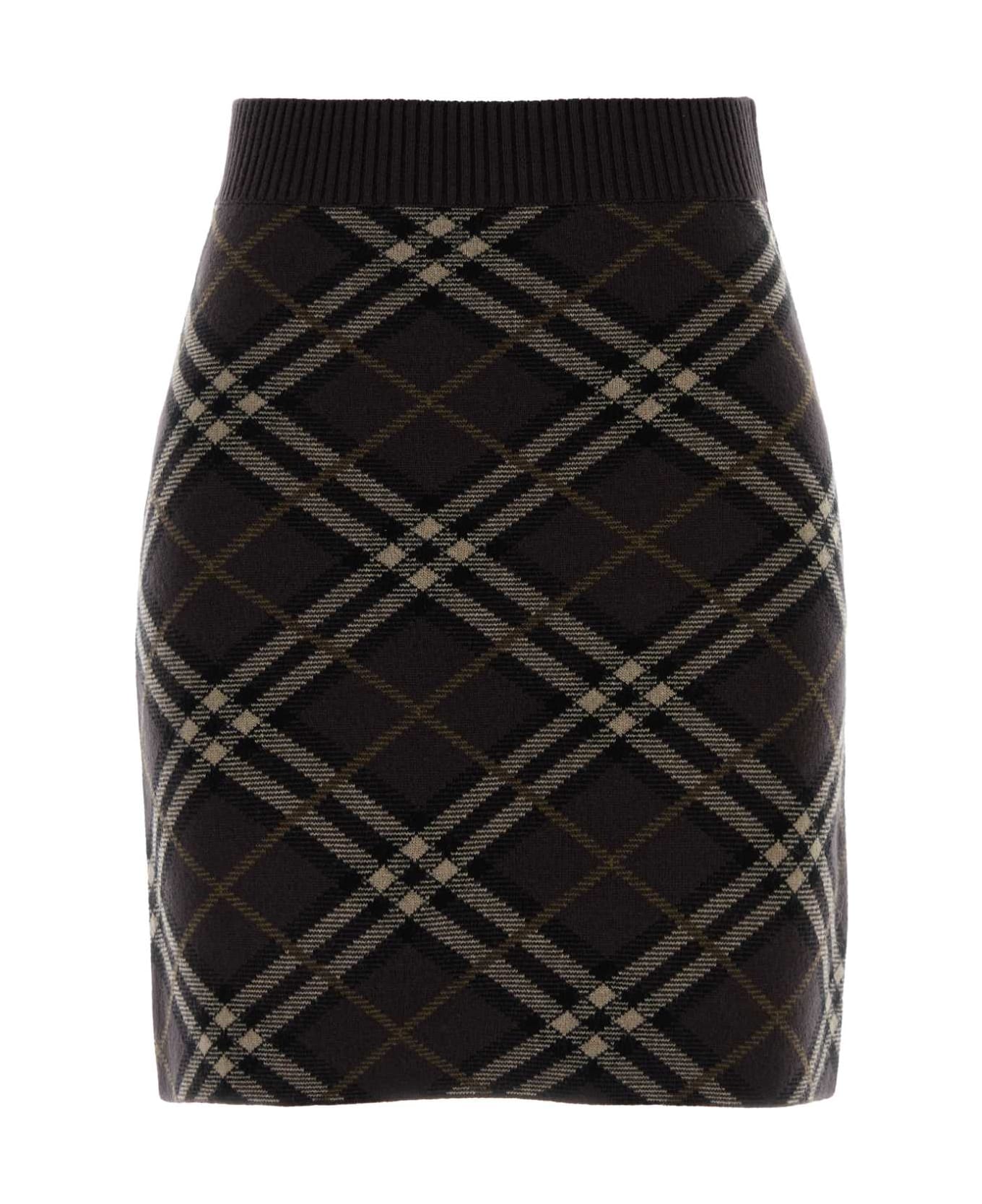 Burberry Embroidered Stretch Wool Blend Mini Skirt - TRUFFLEIPCHECK