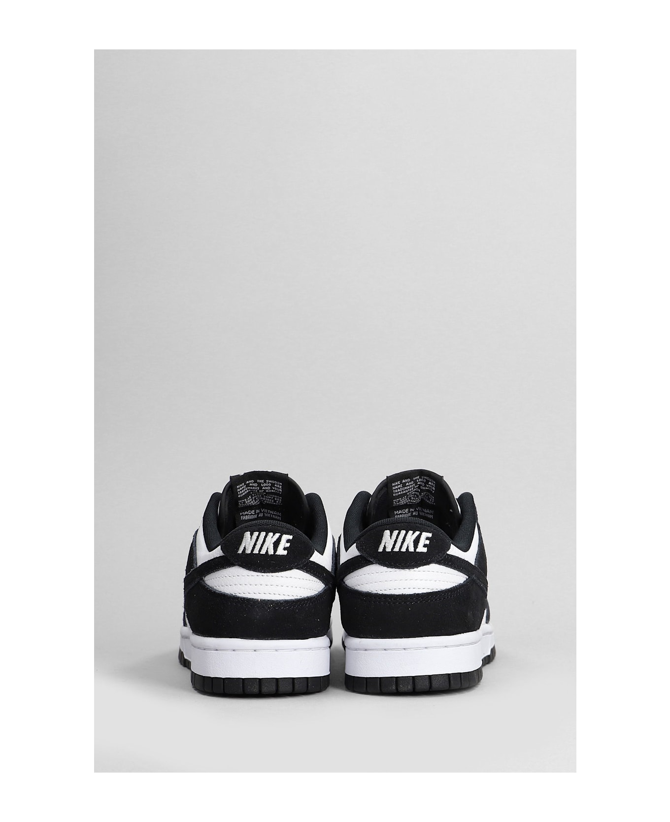 Nike Dunk Low Retro Sneakers In White Suede And Leather - white