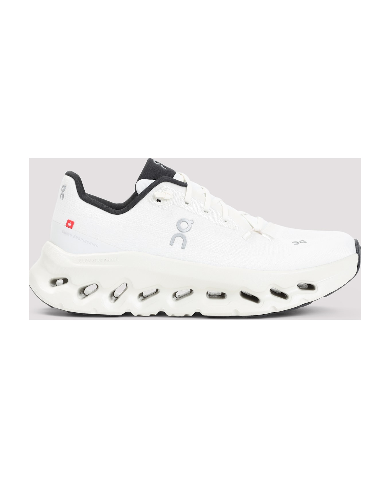 ON Cloudtilt Sneakers - Pearl Ice