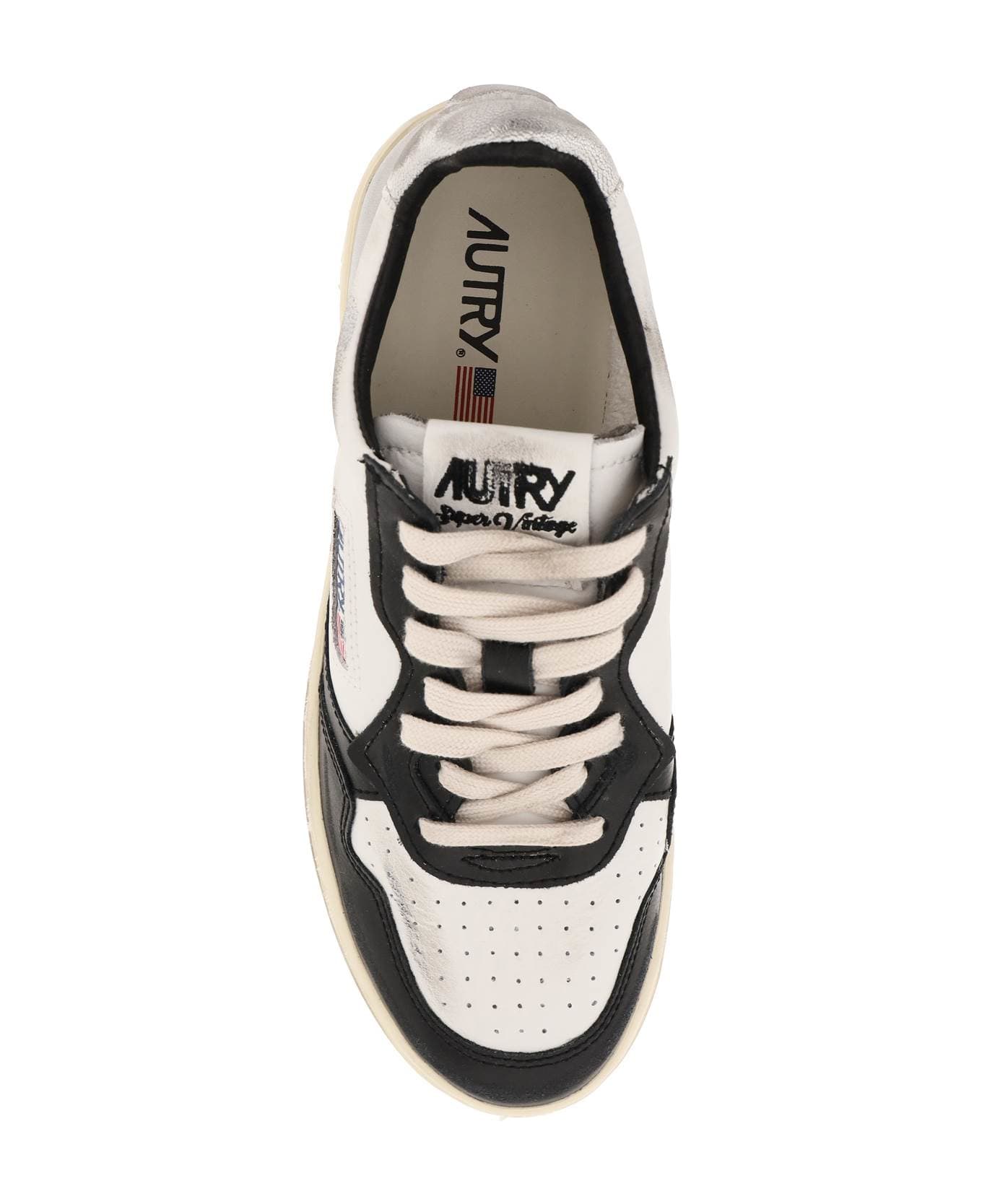 Autry 'medalist Low Super Vintage' Sneakers - Silver スニーカー