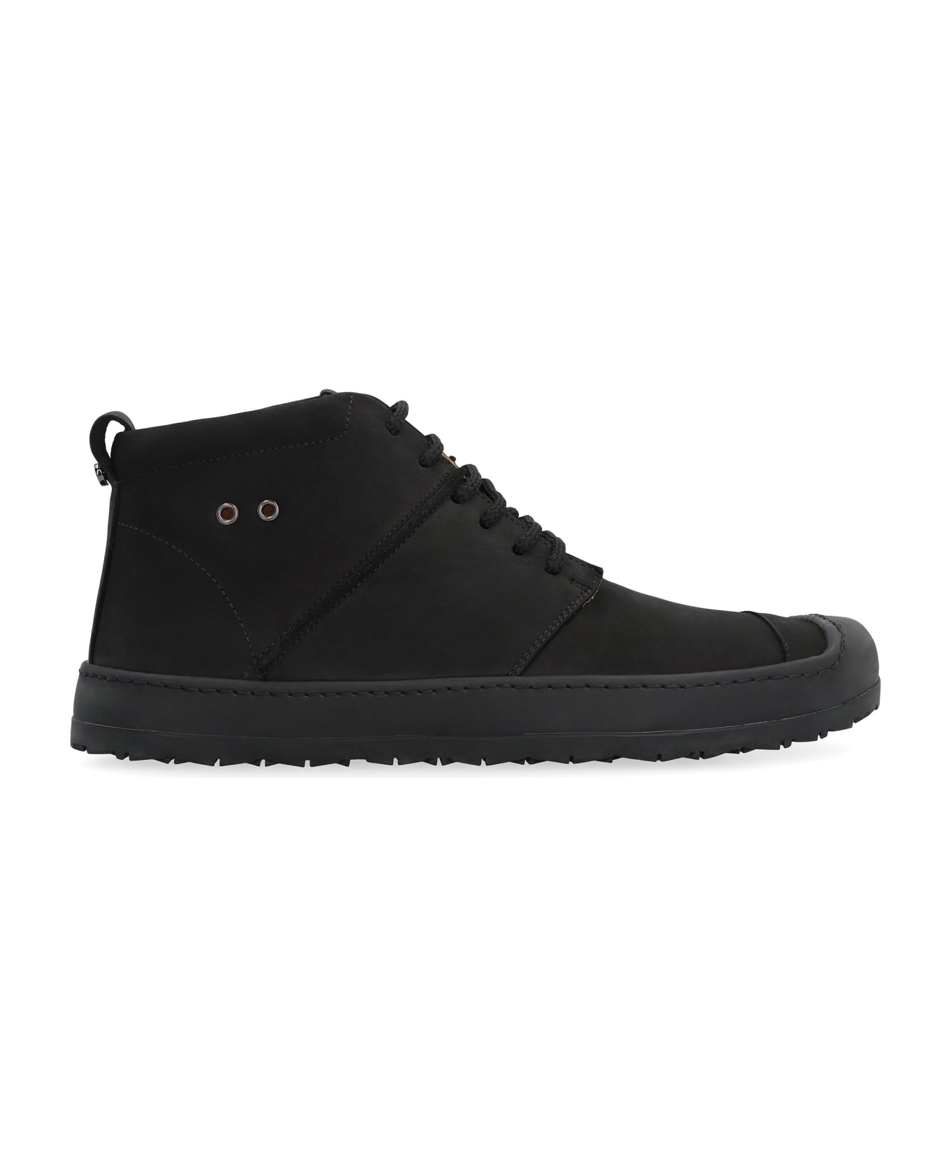 Volta Leather Desert Boots - black