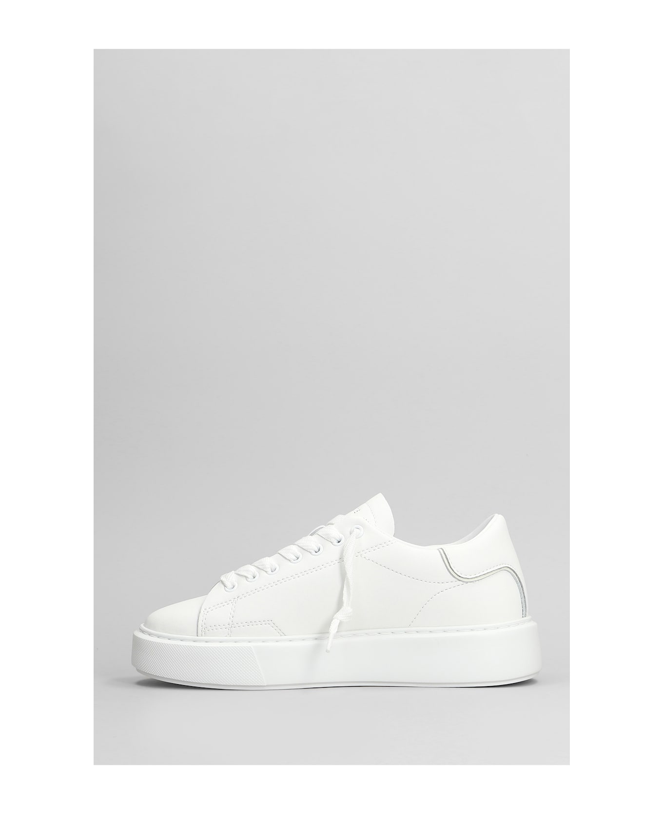D.A.T.E. Sfera Sneakers In White Leather - White