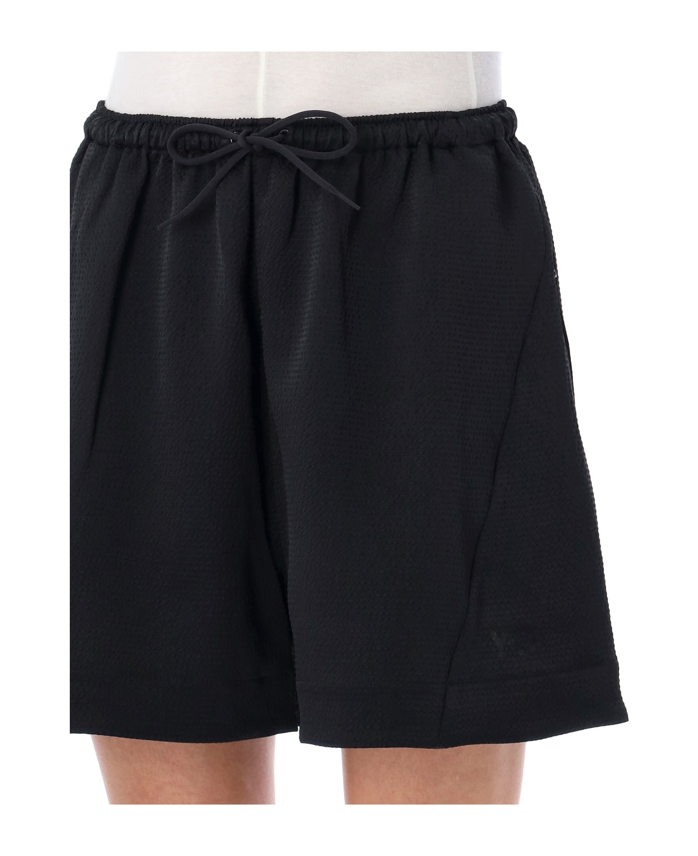 Y-3 Tech Seersucker Shorts - BLACK