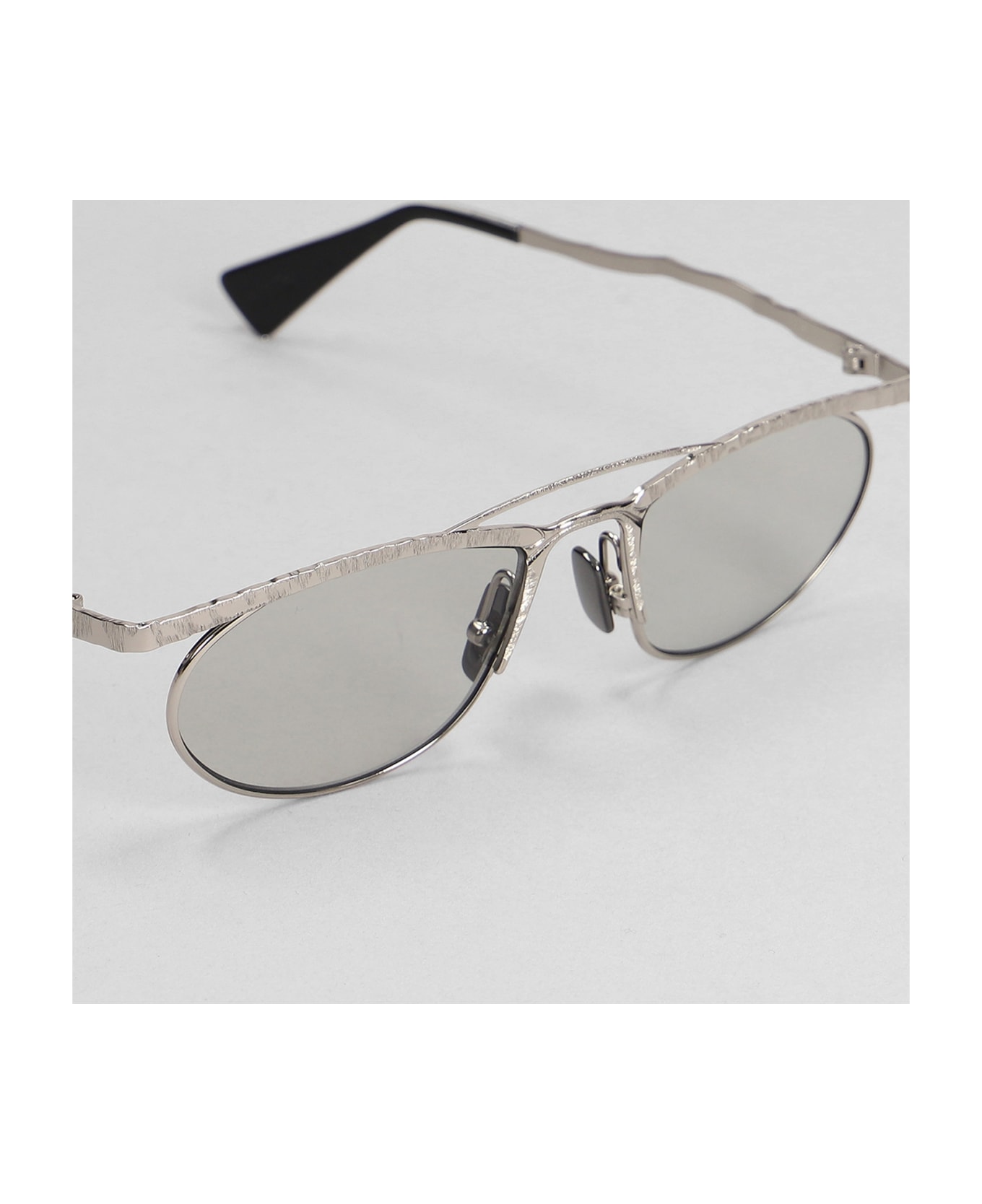 Kuboraum H52 Sunglasses In Silver Metal Alloy - silver