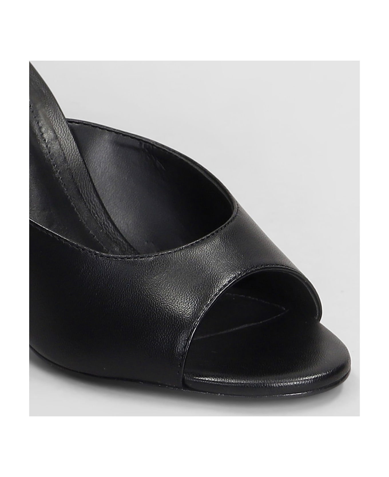 Schutz Slipper-mule In Black Leather - black