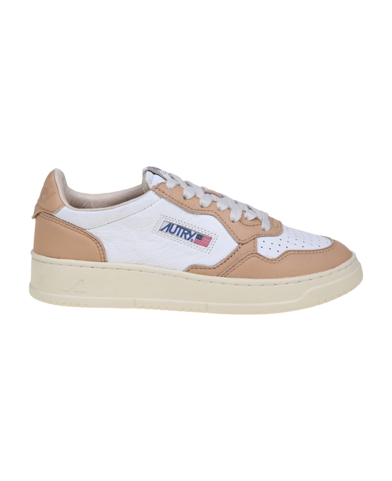 Autry Sneakers In White And Caramel Leather - Wht/caramel