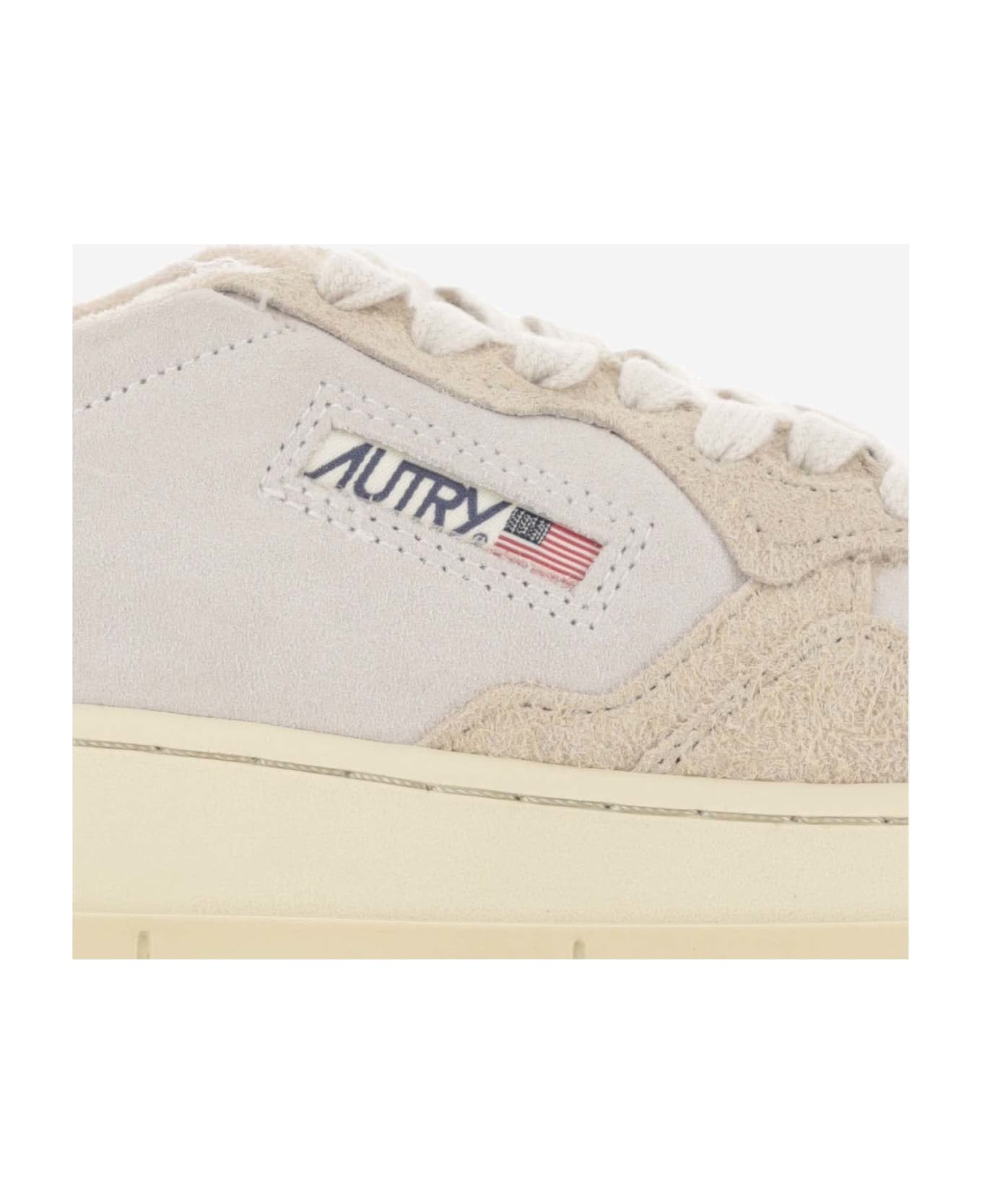 Autry Low Medalist Sneakers - Beige