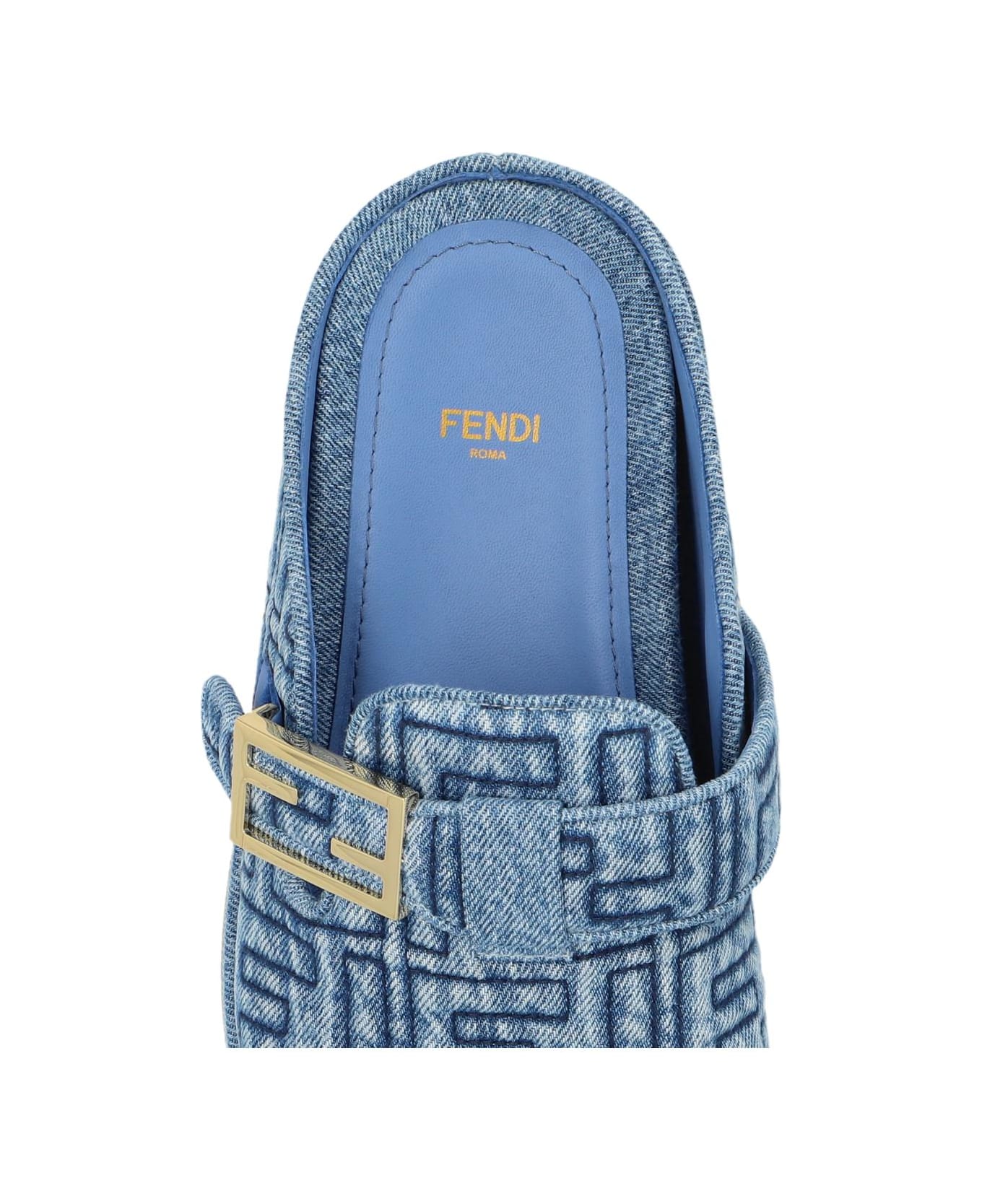 Fendi Slippers With Logo - Light Blue