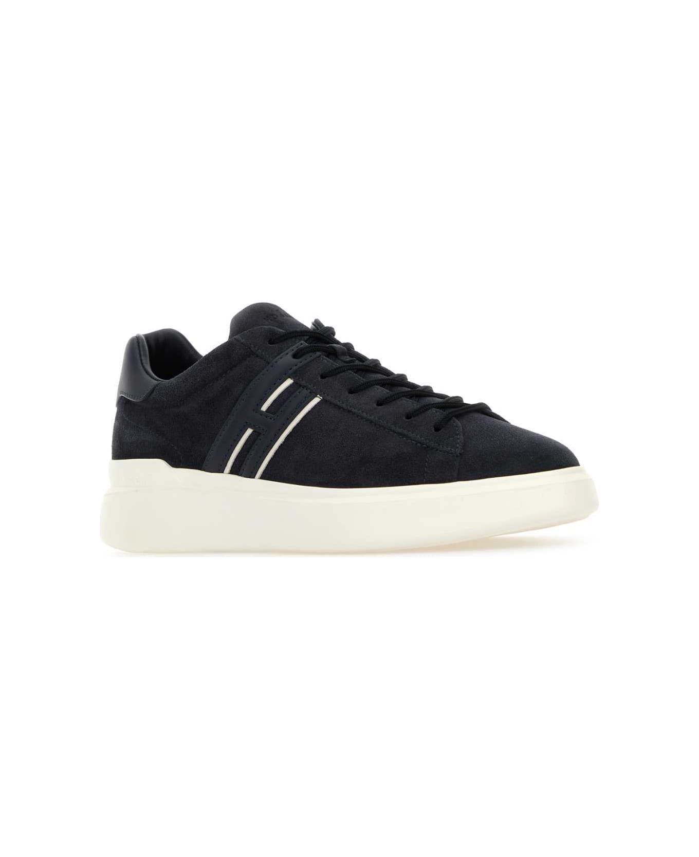 Hogan Navy Blue Suede H580 Sneakers - B001B401