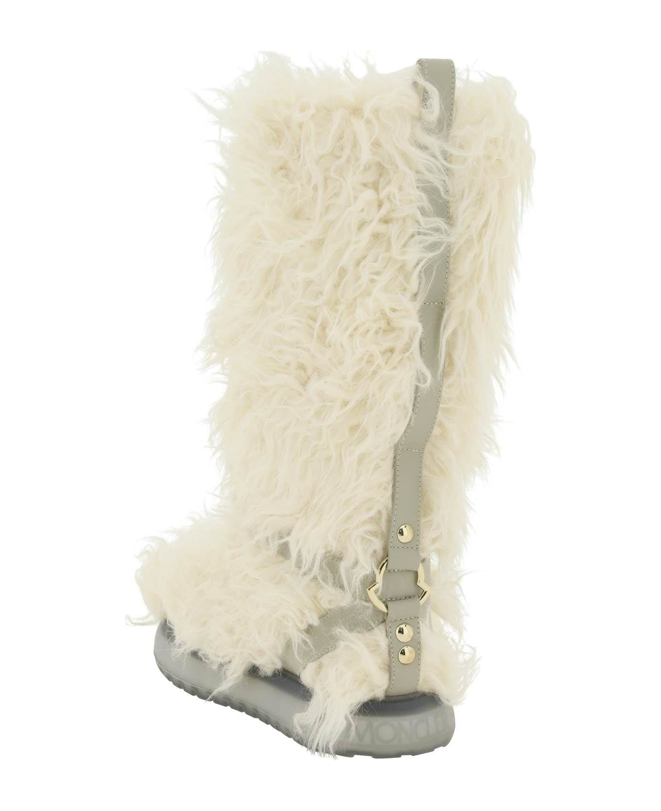 Moncler 'beverly' Snow Boots - White