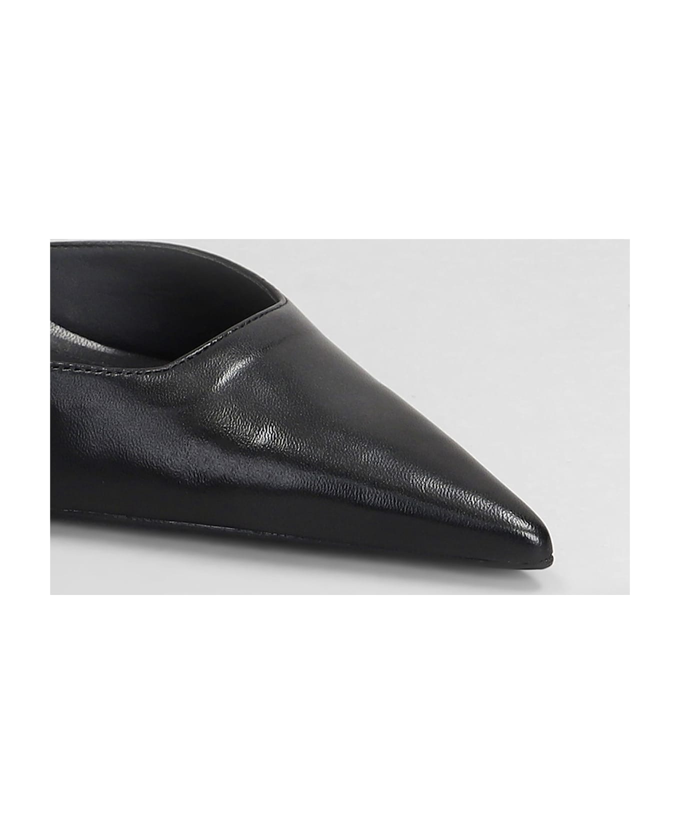 Schutz Paola Mid Pumps In Black Leather - black