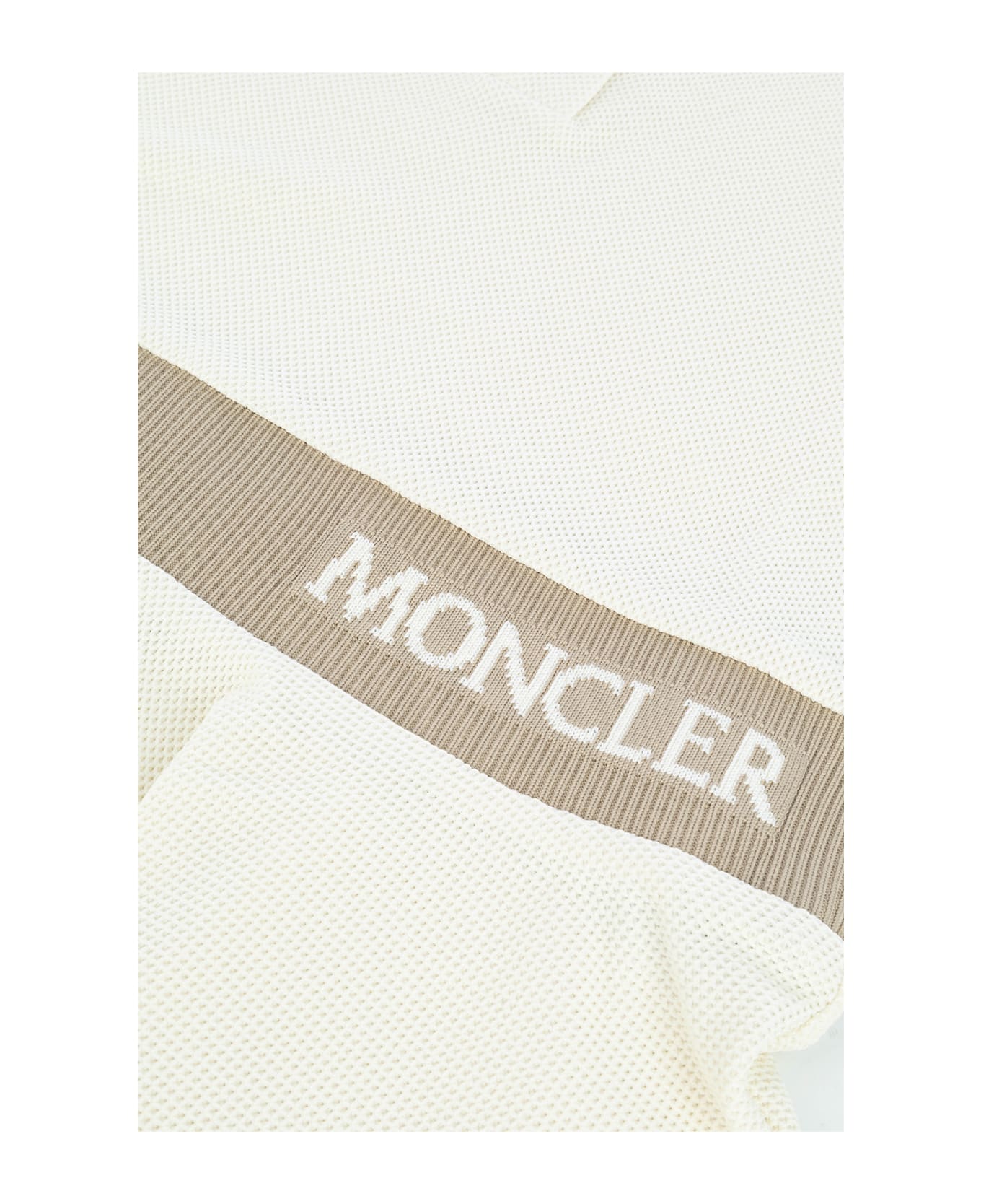 Moncler Abiti - 050