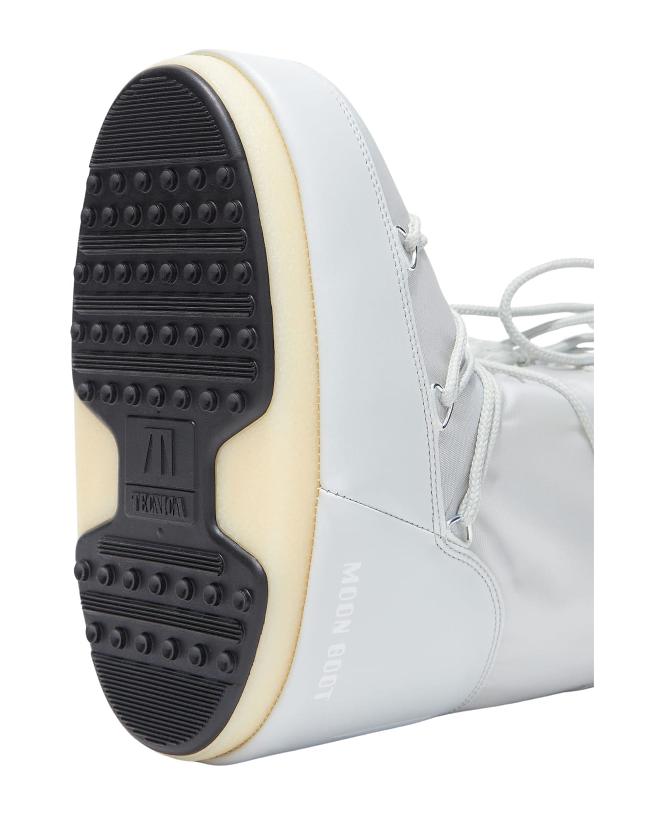 Moon Boot Boots With Logo - White