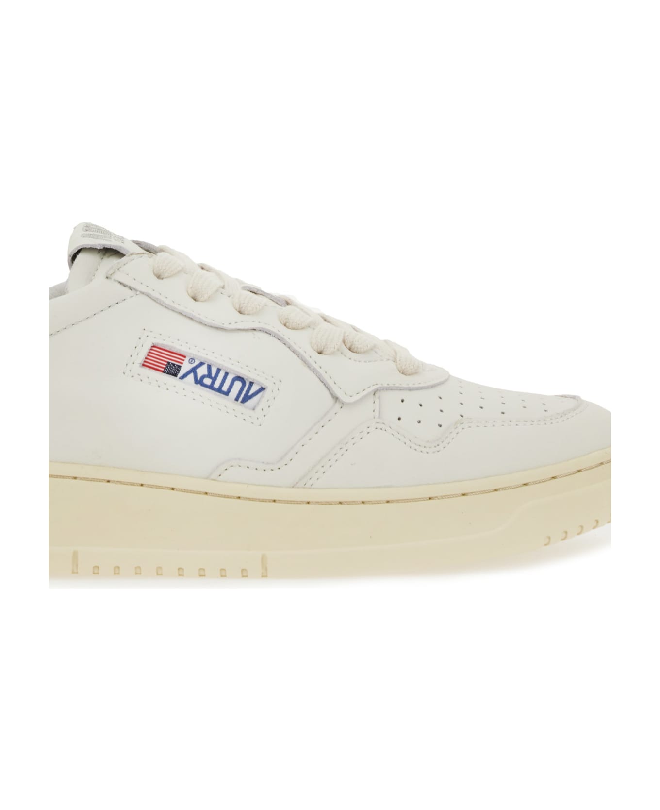 Autry Low 01 Sneakers - White